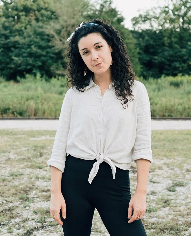 My face when I see someone blatantly wipe their nose with the back of their hand, then reach out to touch something in public. 🙄⁠
⁠
Today on my blog, I'm writing about mental & physical wellness during the #Coronavirus pandemic. ⁠
⁠
Y'all, I'm taking this very seriously. If you think it's cool to play this off like it's no big deal, considering what message you're sending to sick people, the elderly, and those with less privilege than you (hint: that message is that you don't care about them one bit). ⁠
⁠
Check out the link in my bio for my herbal health recipes, how I'm maintaining my mental wellness, and my insider's view from my work in healthcare. ⁠
⁠
📷 @ashlynkittrell