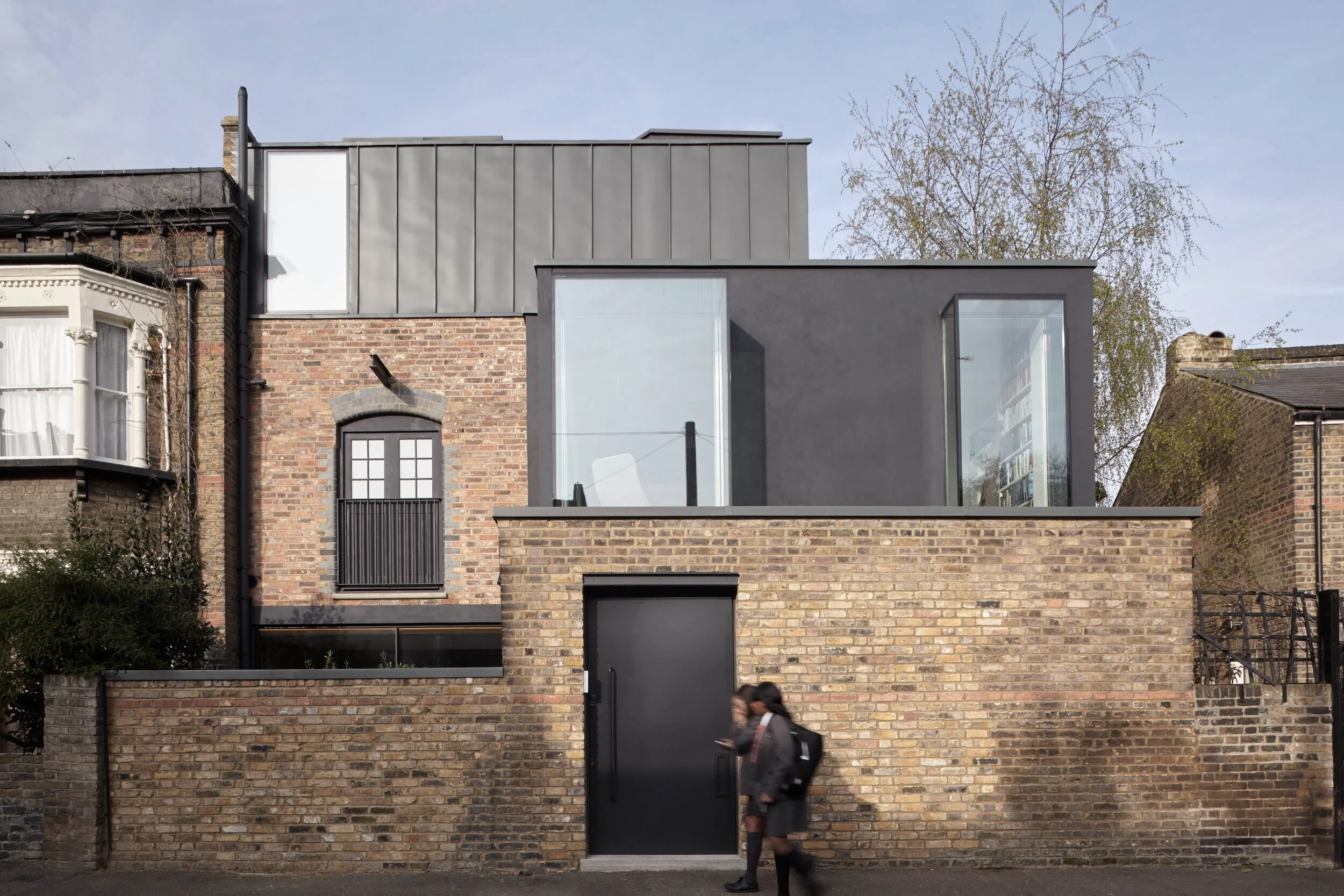 2+-+Front+exterior+day.jpg