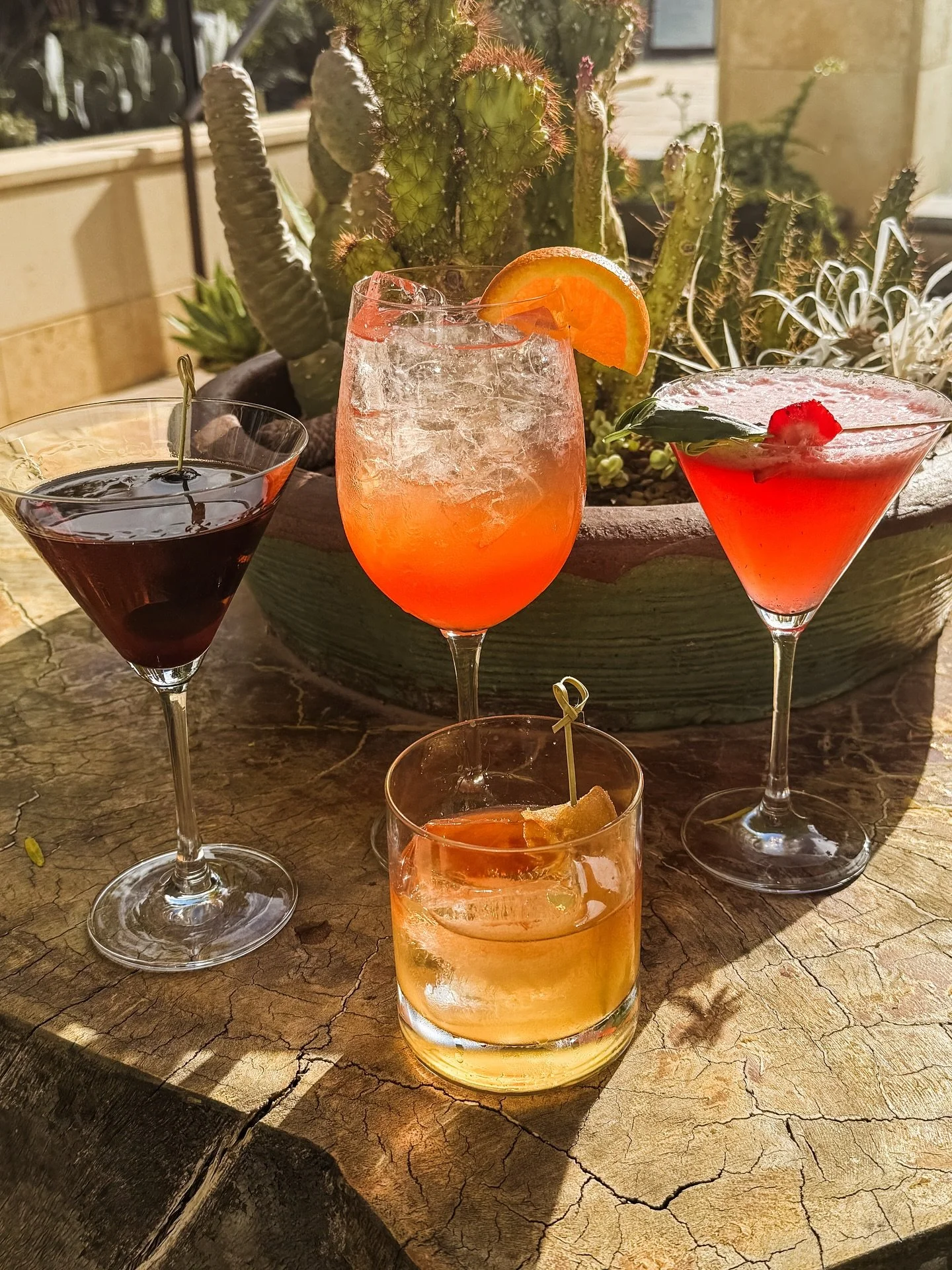 Sip on our exclusive specialty cocktails all weekend long and keep your spirits high! 🍸