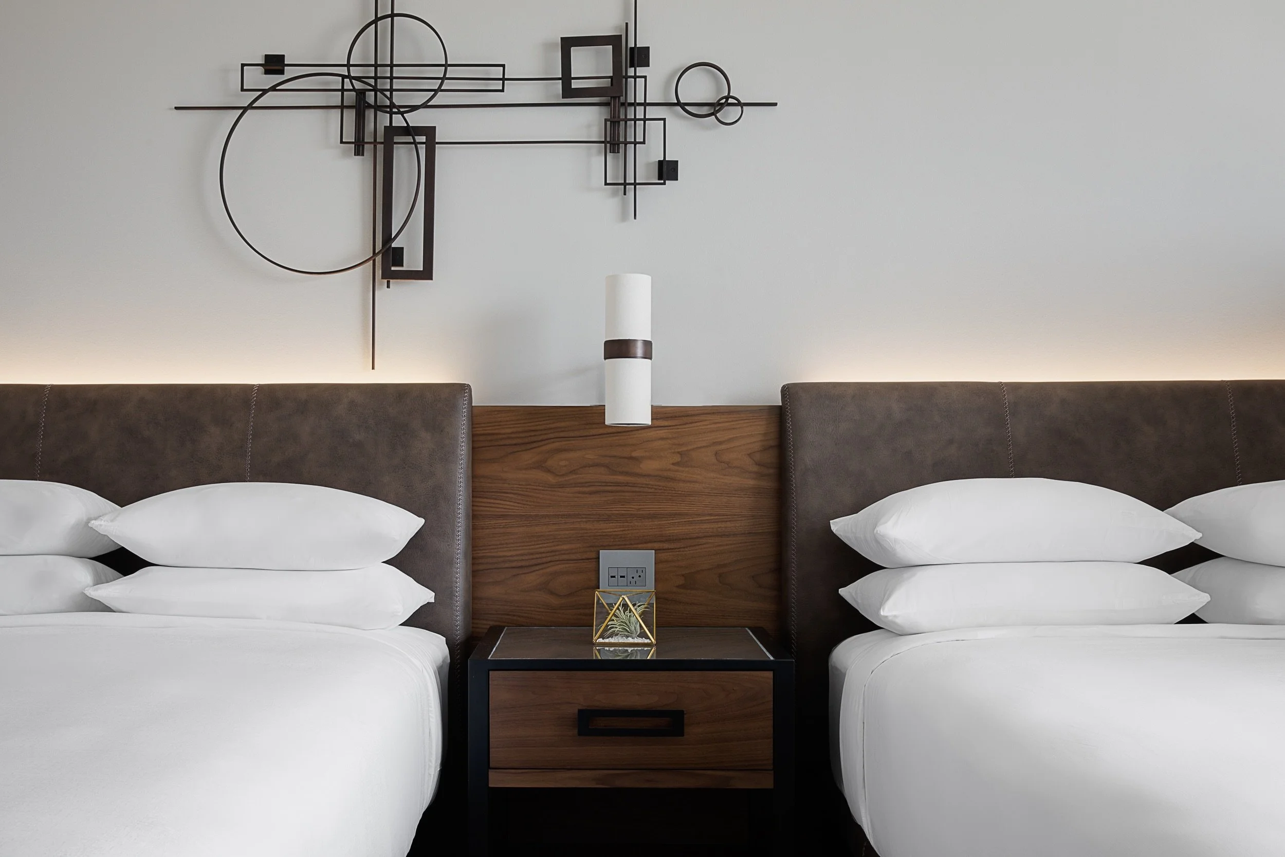 The Odessa Marriott feels like a warm, welcoming retreat when you&rsquo;re away from home. Our rooms offer comfort and a sense of relaxation, helping you feel refreshed and at ease during your travels.