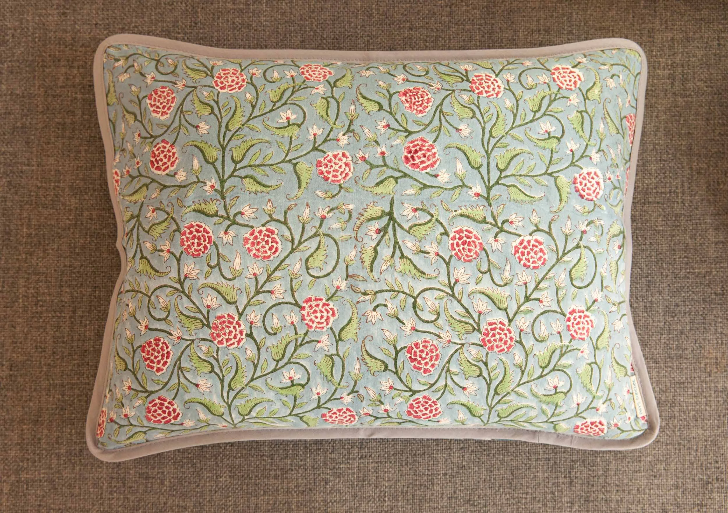 A_coussin_gulab3040.jpg