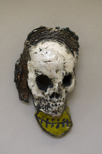 Ceramic Skulls04.jpg