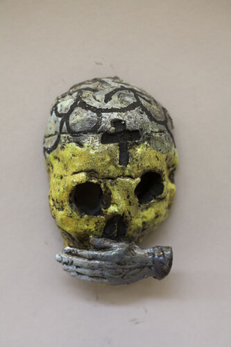 Ceramic Skulls10.jpg