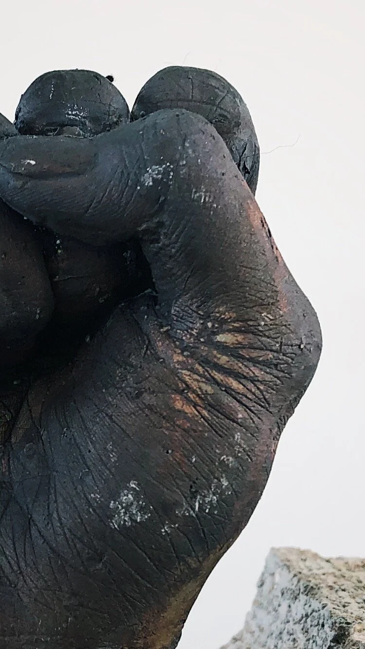 Ang (r)ebolusyon (details)_AprilKnauber.JPG