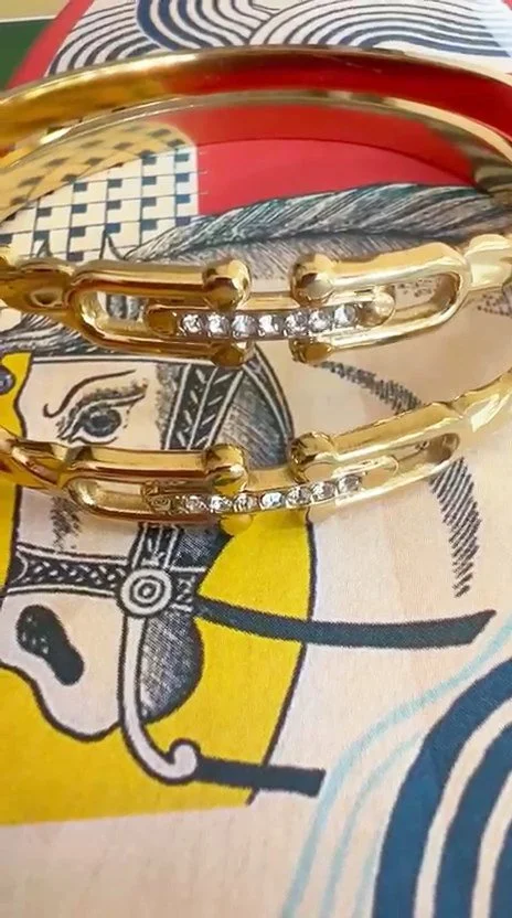 Double bit stainless steel cuff.jpg