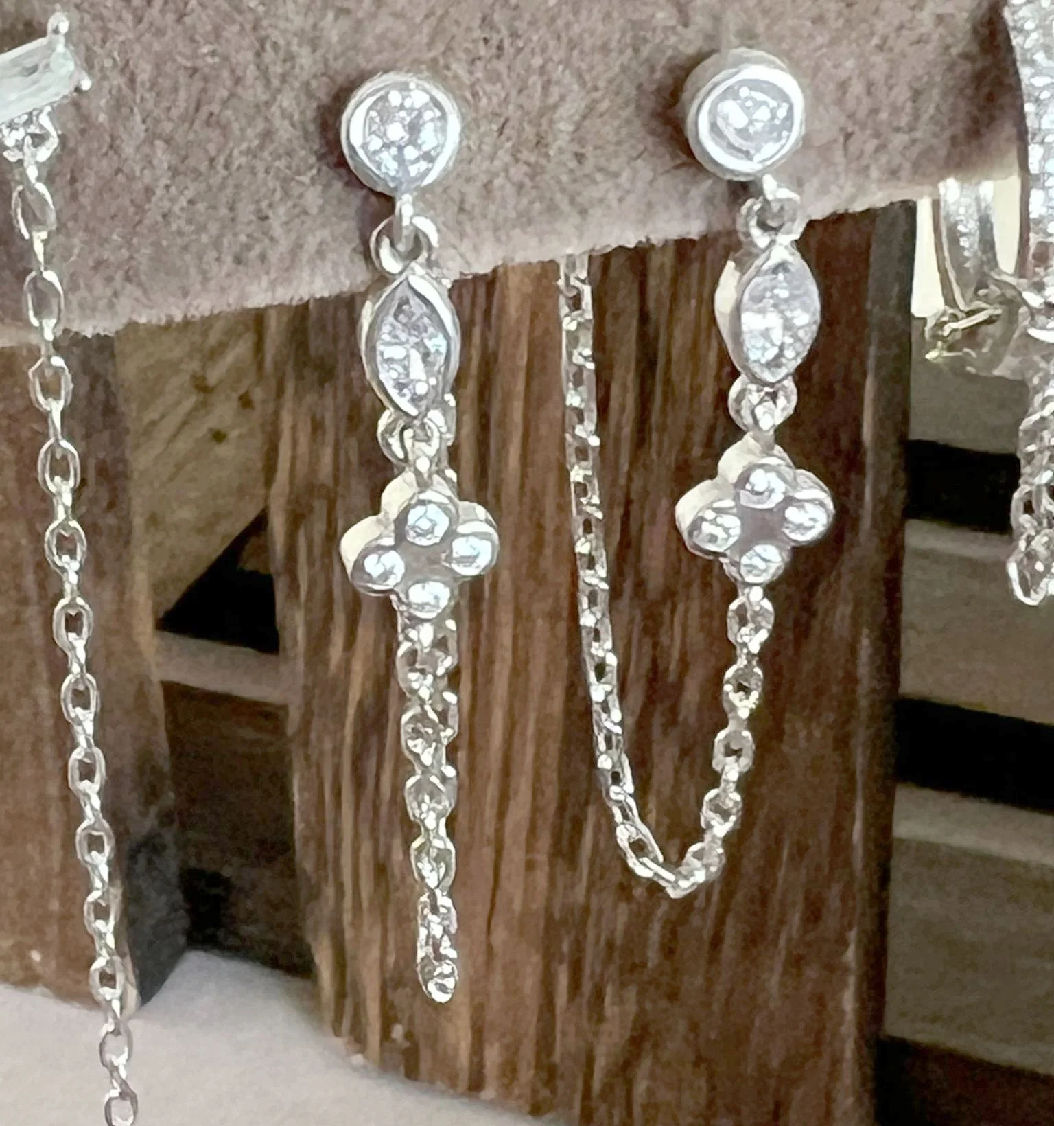 White-Gold-Plated-Clover-Silver-Earrings-with-Chain1.jpg