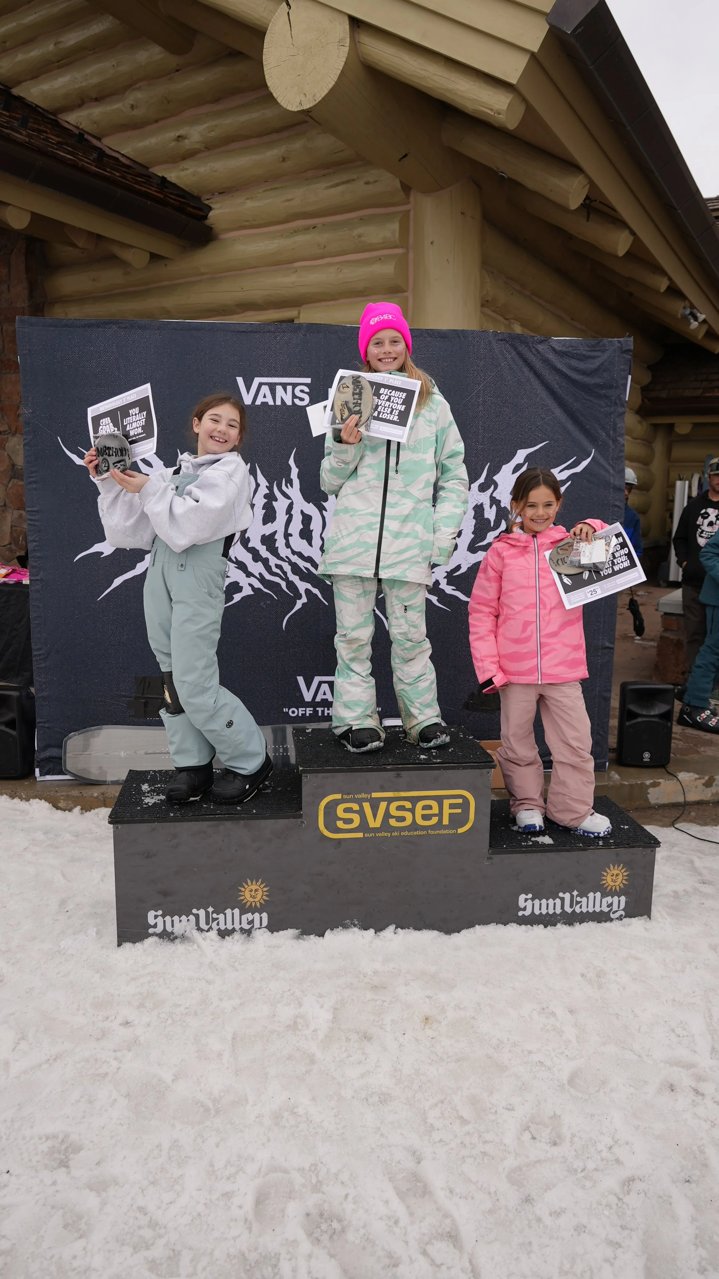 girls winners crab grab.JPG