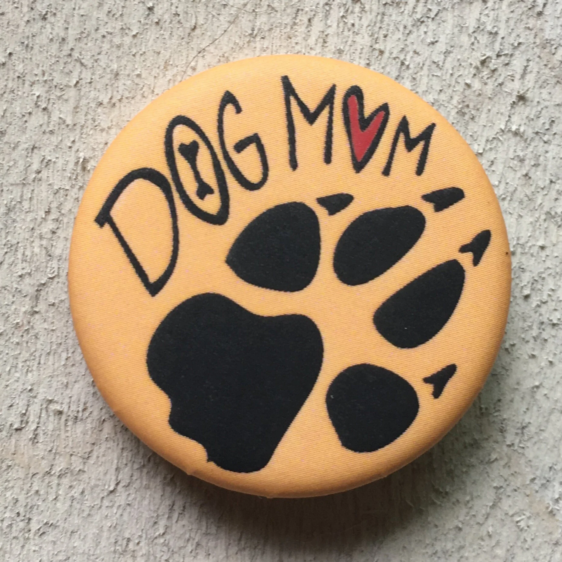 Dog Mom Pin