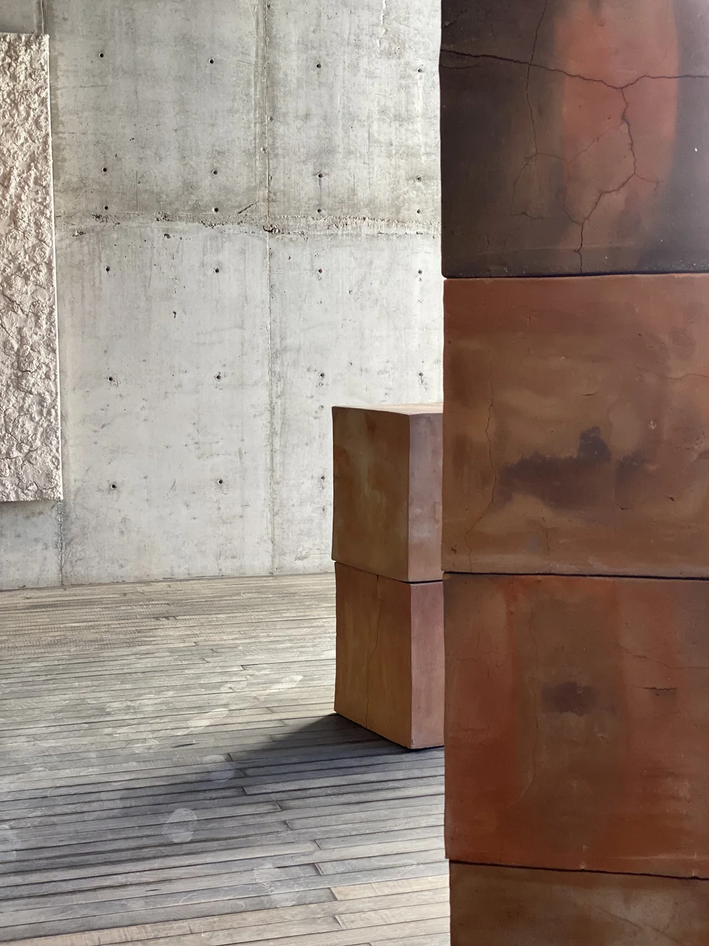  Detalle de la instalación, Fundación Casa Wabi—Sabino 336. Ciudad de México, febrero de 2023. Foto por La Consultoría. 