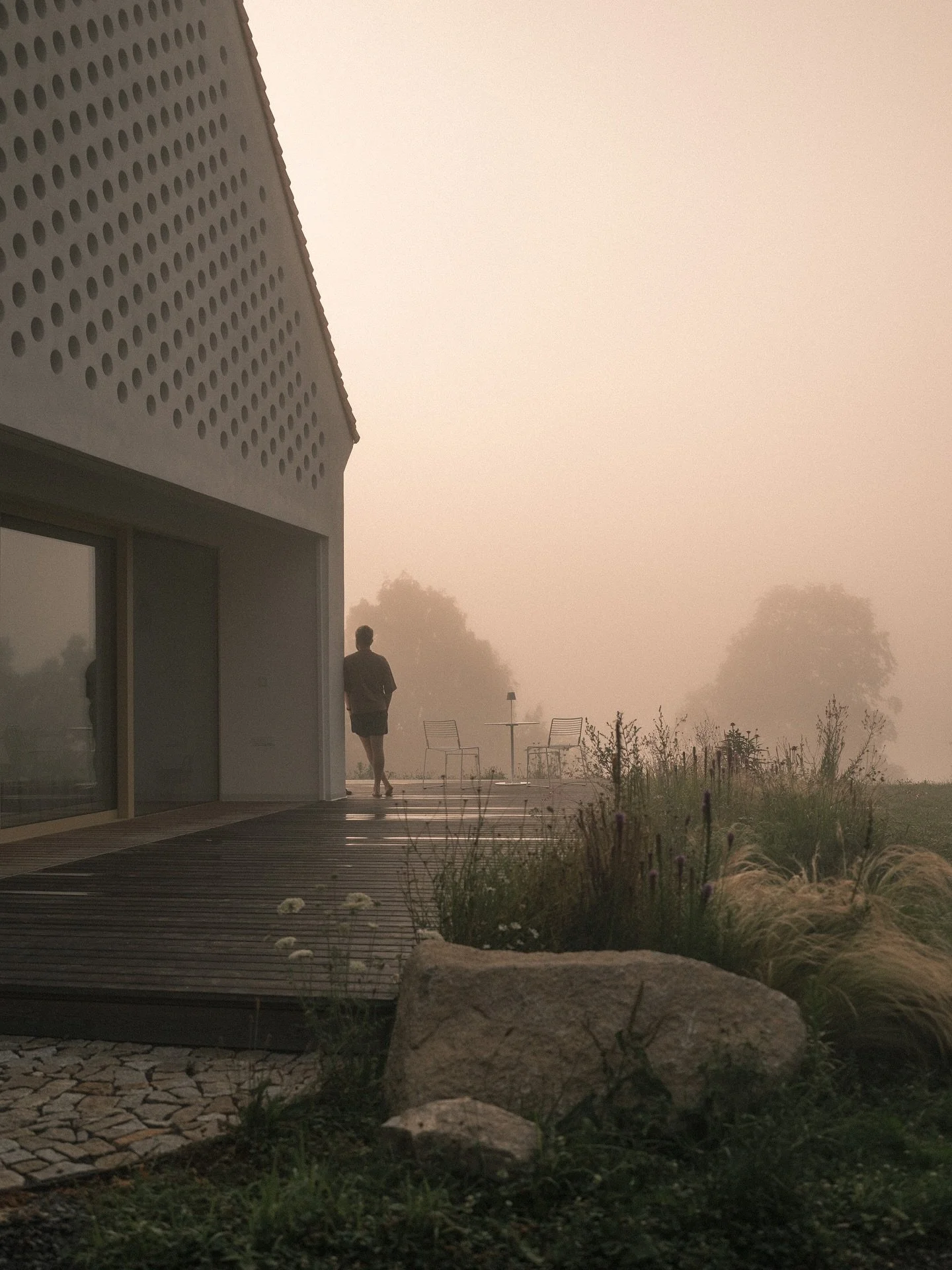 Mnohokr&aacute;t jsem ne&uacute;myslně považoval z&aacute;sadn&iacute; věci za samozřejm&yacute;. Nikdy v&scaron;ak nebyly. Hlavně spont&aacute;nnost. Ta je v tvůrč&iacute; pr&aacute;ci při m&yacute;m nastaven&iacute; tak z&aacute;sadn&iacute;. Je zv