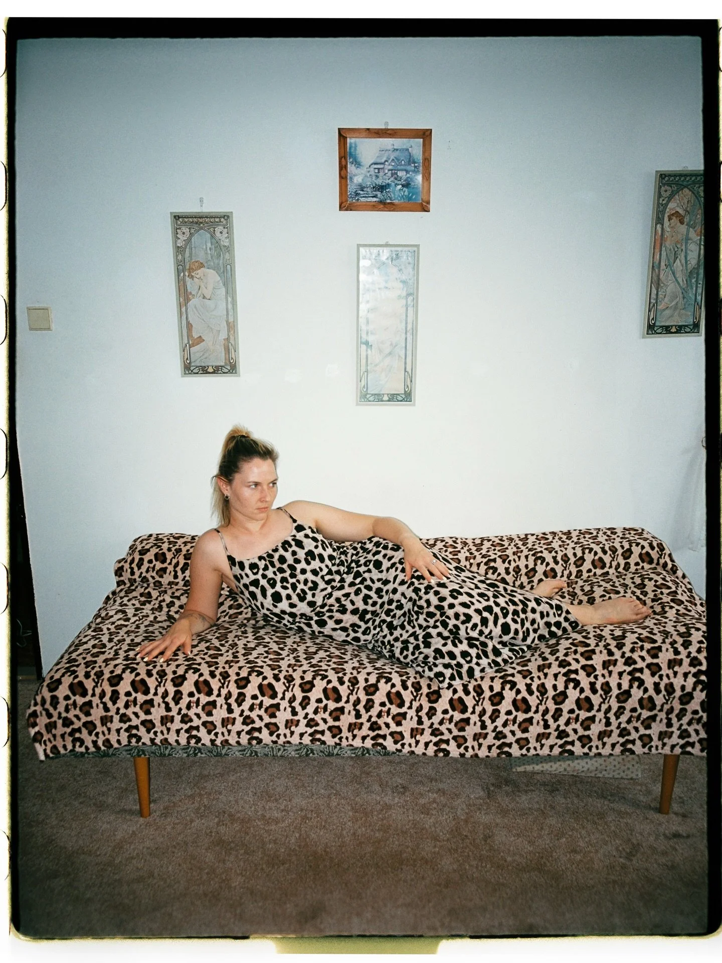 Another love letter to people I love in different ways. To the ones who make me feel loved and like I belong in something beautiful. Thank you.

▪️all the beauty shot on analogs #ricohgr1v #contaxg2 &amp; always developed by @filmstore_prague