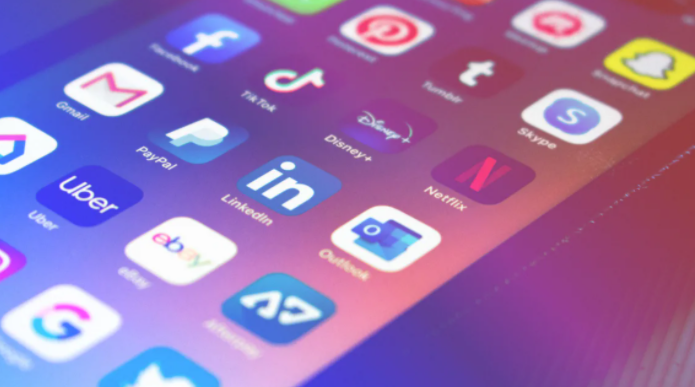 7 Changes to Make Your LinkedIn Profile If You’ve Been Laid Off