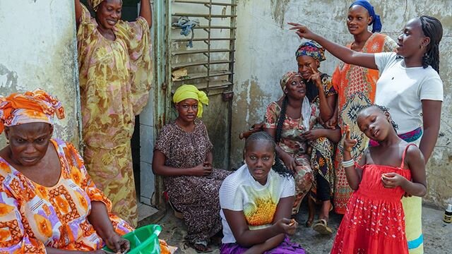 My friend's neighbors in Touba,Senegal. They spoil me whenever I come in town for Magal.
.
.
.
.
.
.
.
.
.
.
.
.
.
#touba #senegal #africa #westafrica #foodie #food #african #culture #jollof #dakar #africanculture