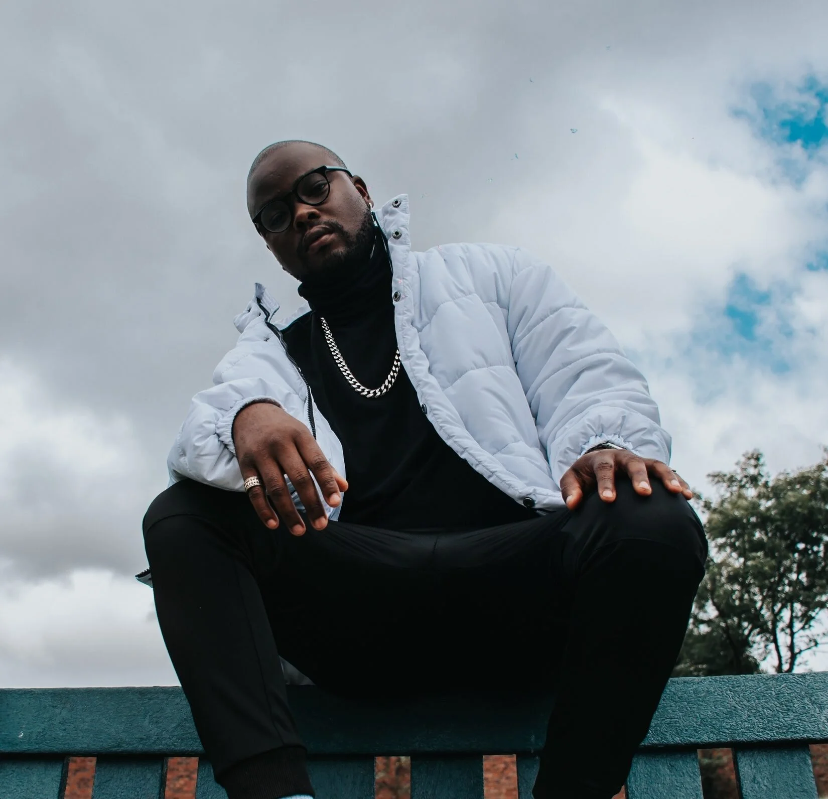  2Lee Stark‘s “Ban Ban” Music Video Is Here