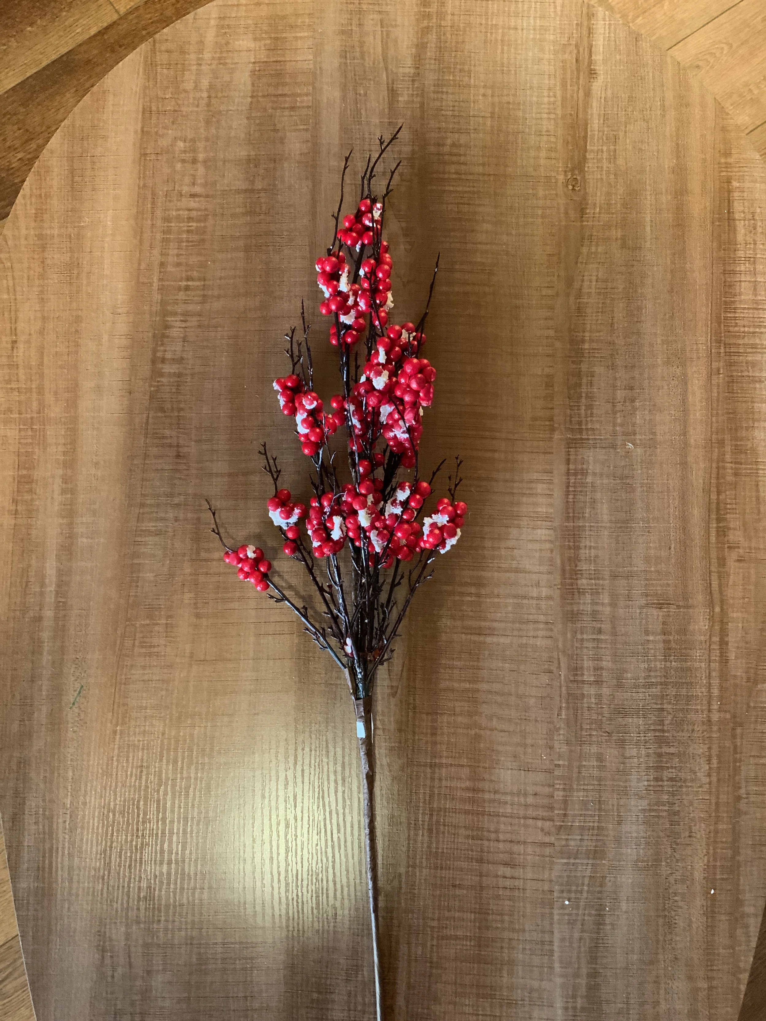 ITEM #CS18176 29IN Berry Spray W/Snow