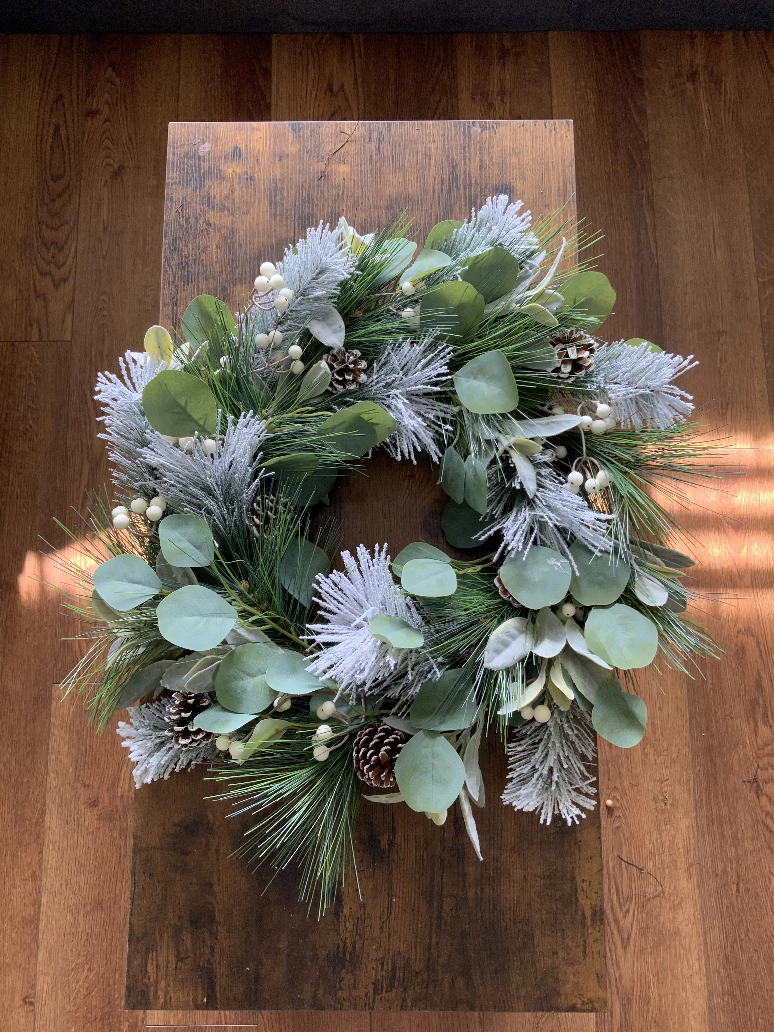 CW26672 MIXED PINE W/ EUC/LAMBS EAR/BERRY/PC WREATH