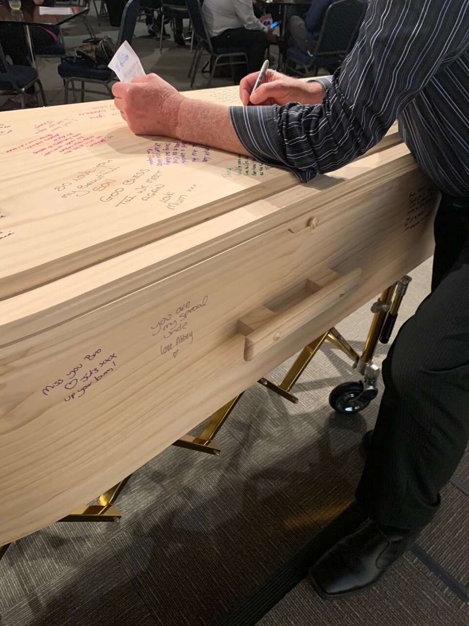 decorate pine coffin.jpg