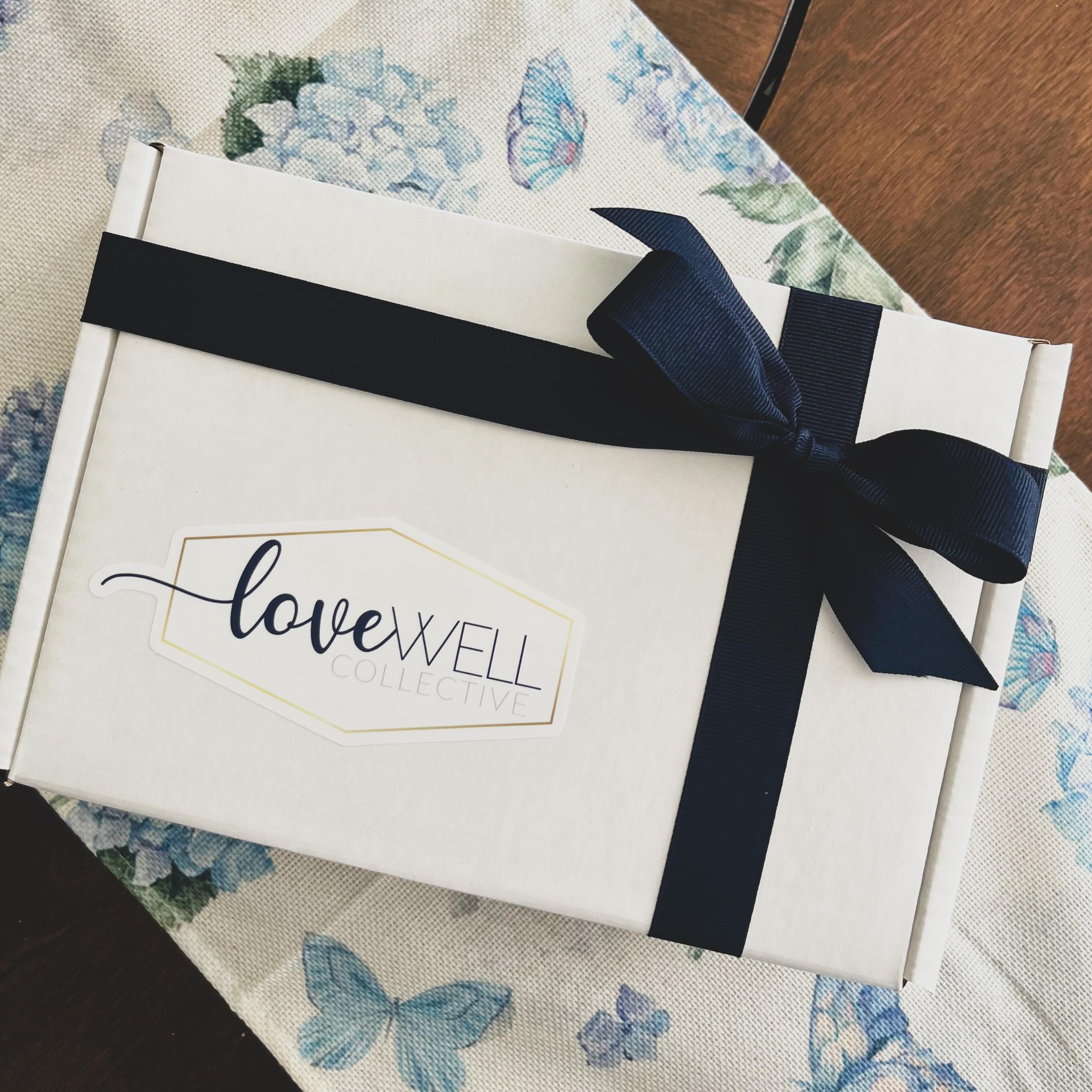 Multiple boxes being sent out this week for Mother&rsquo;s Day - to some who are hurting and some who are not. Who can we help you love well this week in honor of Mother&rsquo;s Day?? 🩷💐💛 
.
.
#lovewell #griefbox #curatedgiftbox #griefandloss #mot