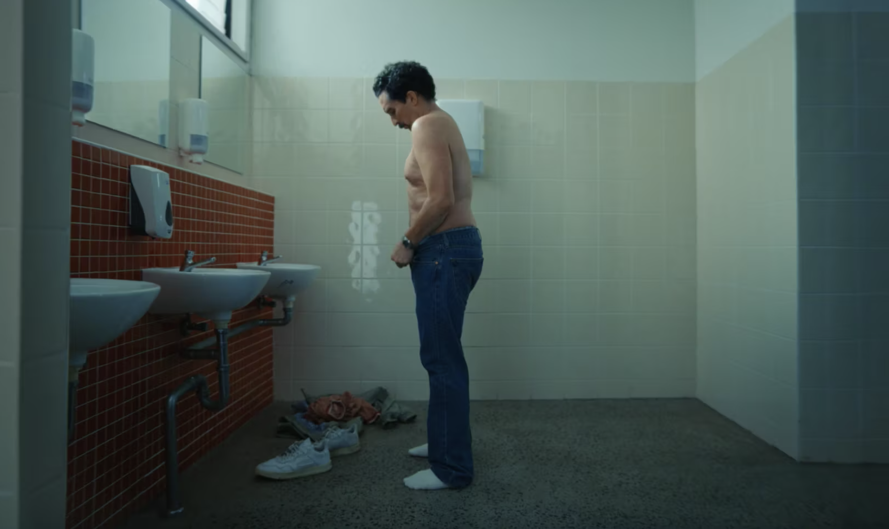 SBS, Dir. Damien Shatford