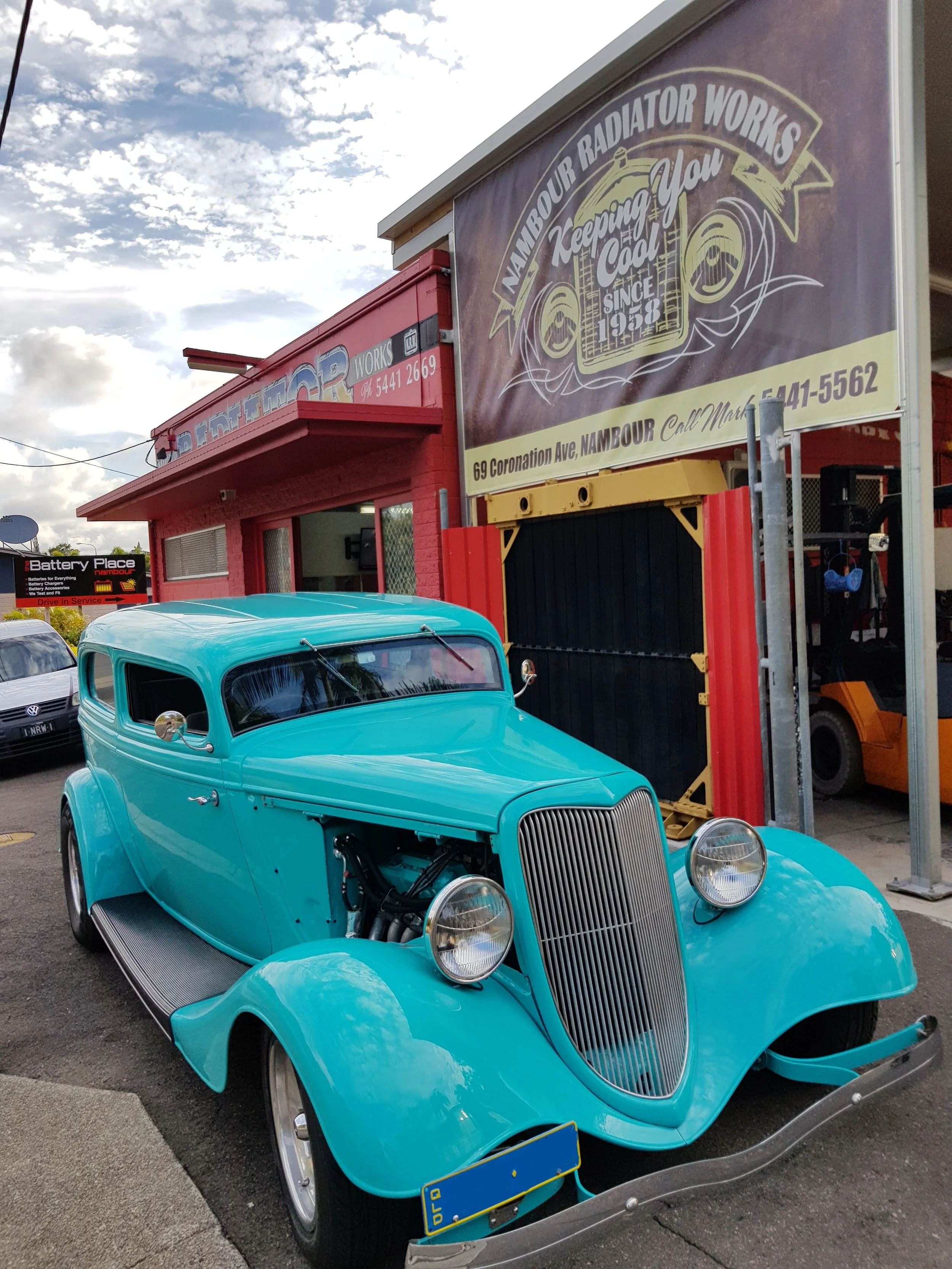  Custom Radiator for classic 1934 Ford Tudor