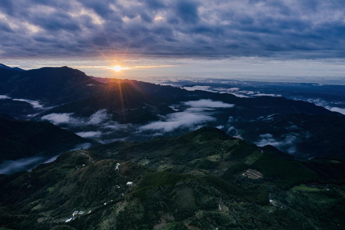 &lt;Thousand grief shed cruelty and their blood but&gt;
.
.
.
Wufeng, Hsinchu｜新竹五峰
＿＿＿＿＿＿＿＿＿＿＿＿＿＿＿＿＿＿
Download royalty-free images.
Shutterstock: https://shutr.bz/2N0O8MG
Adobe Stock: https://adobe.ly/3b3aTLu
PIXTA: http://bit.ly/33MZjzq
.
Prints of 