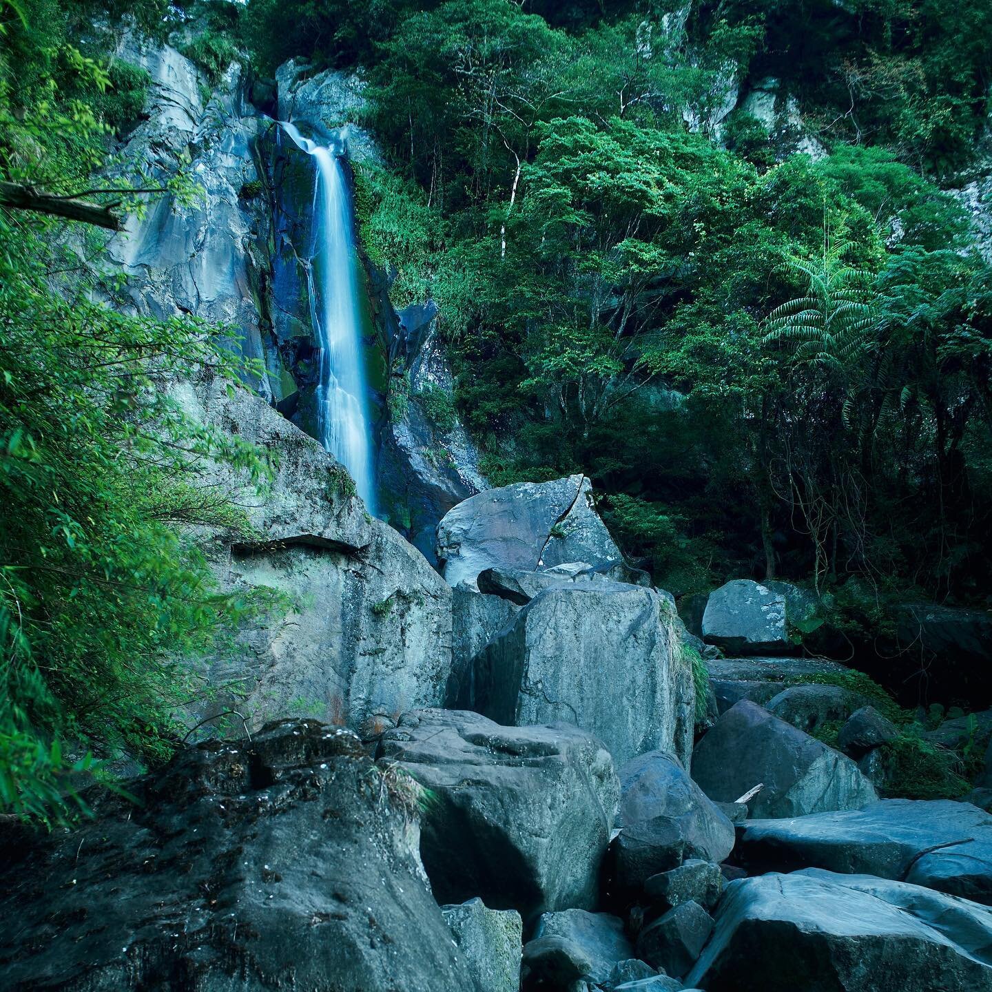 &lt;Thousand tears call the shadow of the nightmare&gt;
.
.
.
Meihouman Waterfall｜梅后蔓瀑布
＿＿＿＿＿＿＿＿＿＿＿＿＿＿＿＿＿＿
Download royalty-free images.
Shutterstock: https://shutr.bz/2N0O8MG
Adobe Stock: https://adobe.ly/3b3aTLu
PIXTA: http://bit.ly/33MZjzq
.
Print