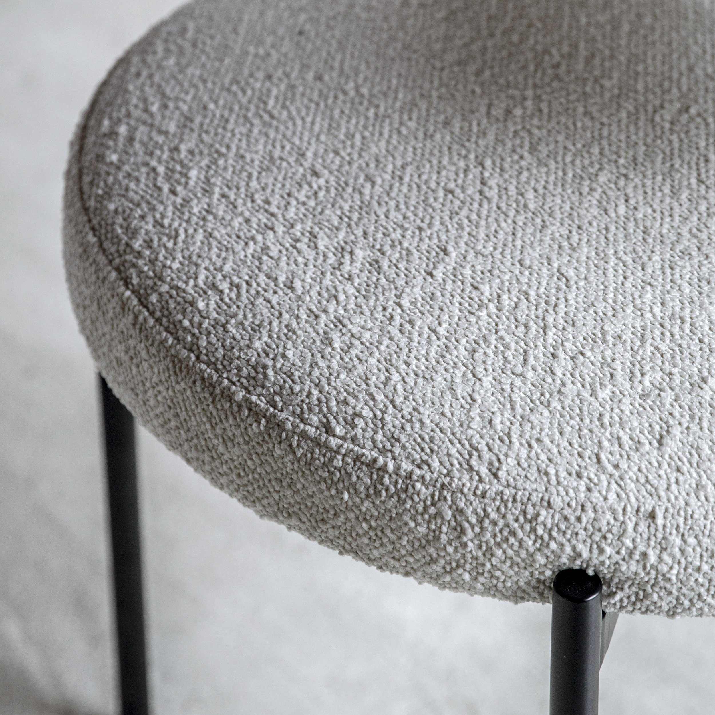 FURN-DINCH-528548~16.jpg