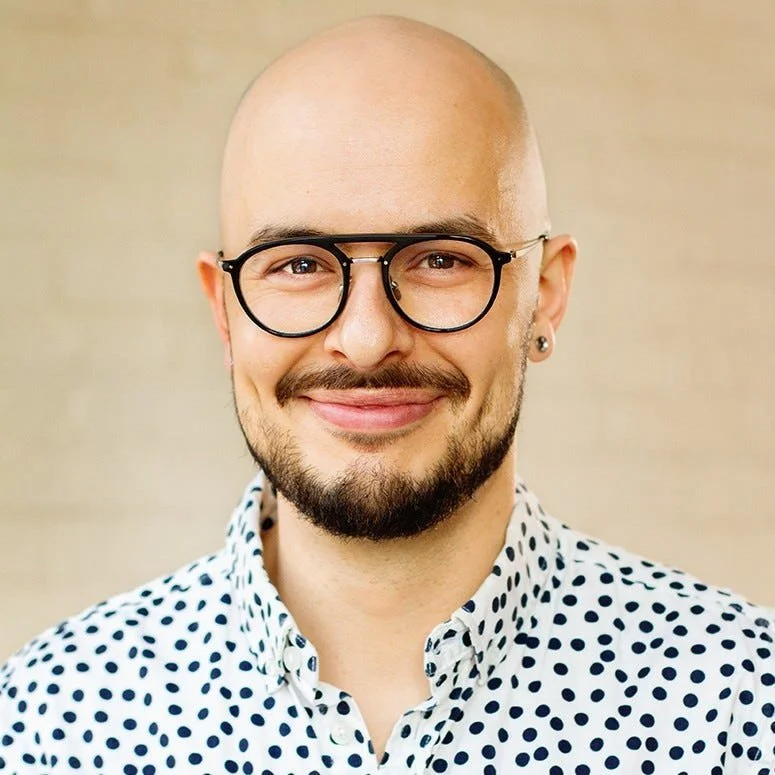 #121 - Storytellers I Admire: Roland Lindala-Haumont
