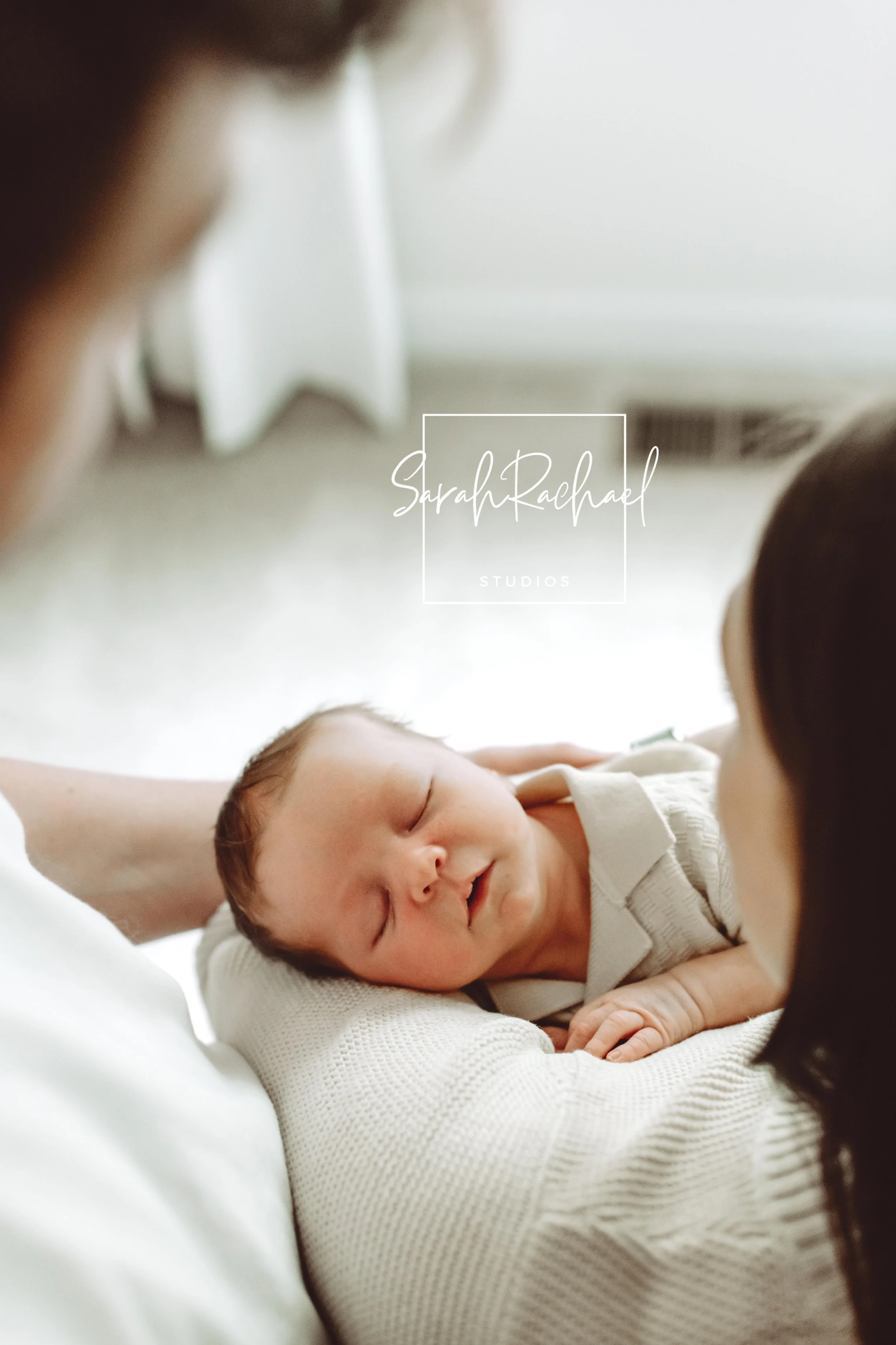 lifestyle newborn photographer
