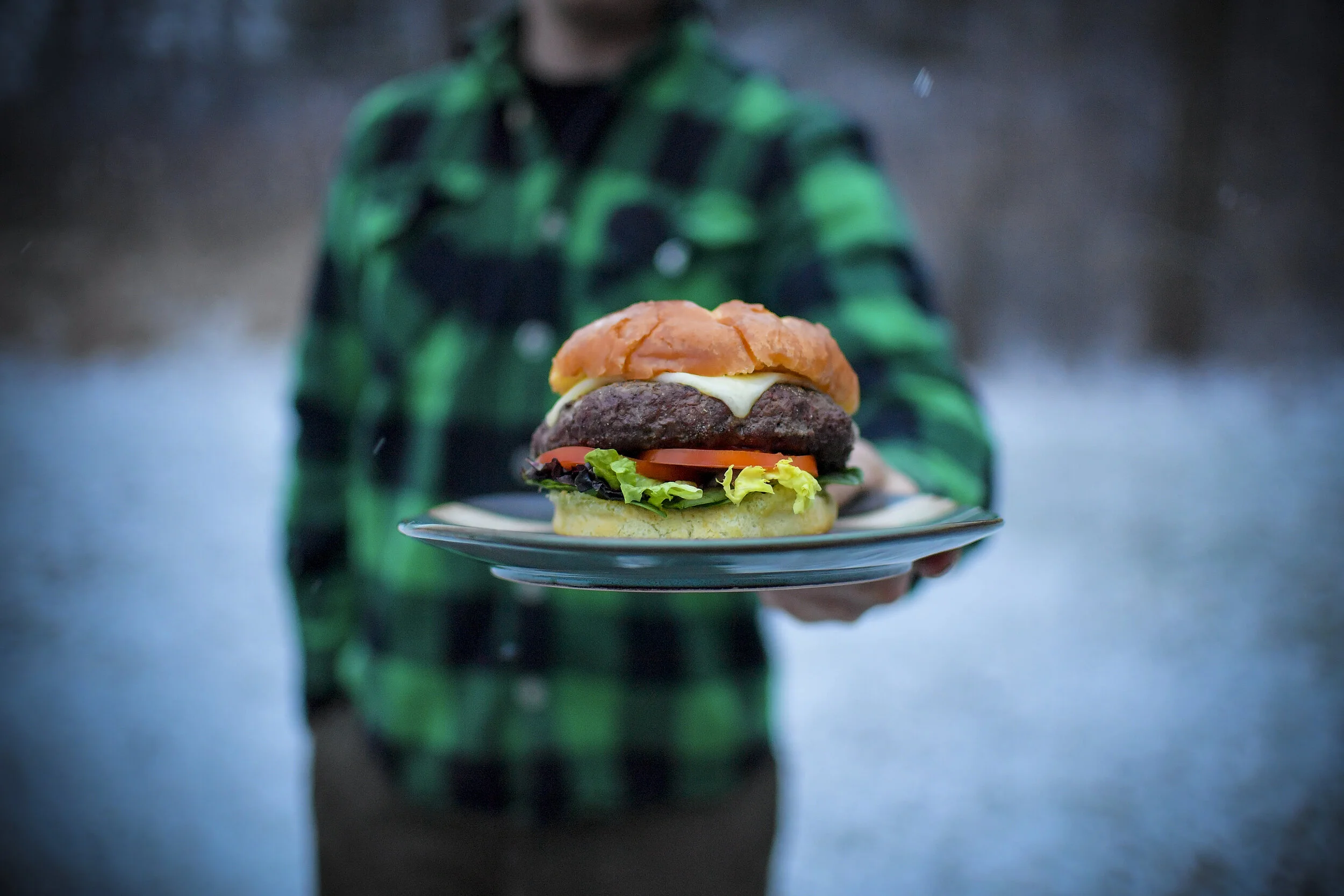 Oryx Burgers with Smoky Sriracha Mayo 