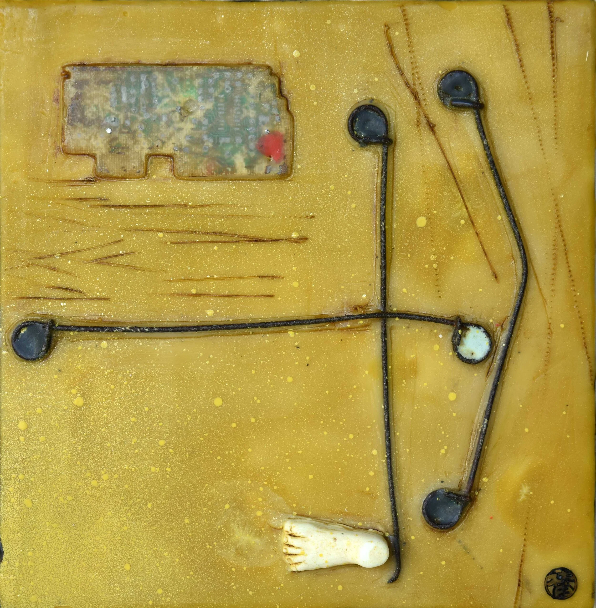 LW_26_communicate_15x15_encaustic.JPG