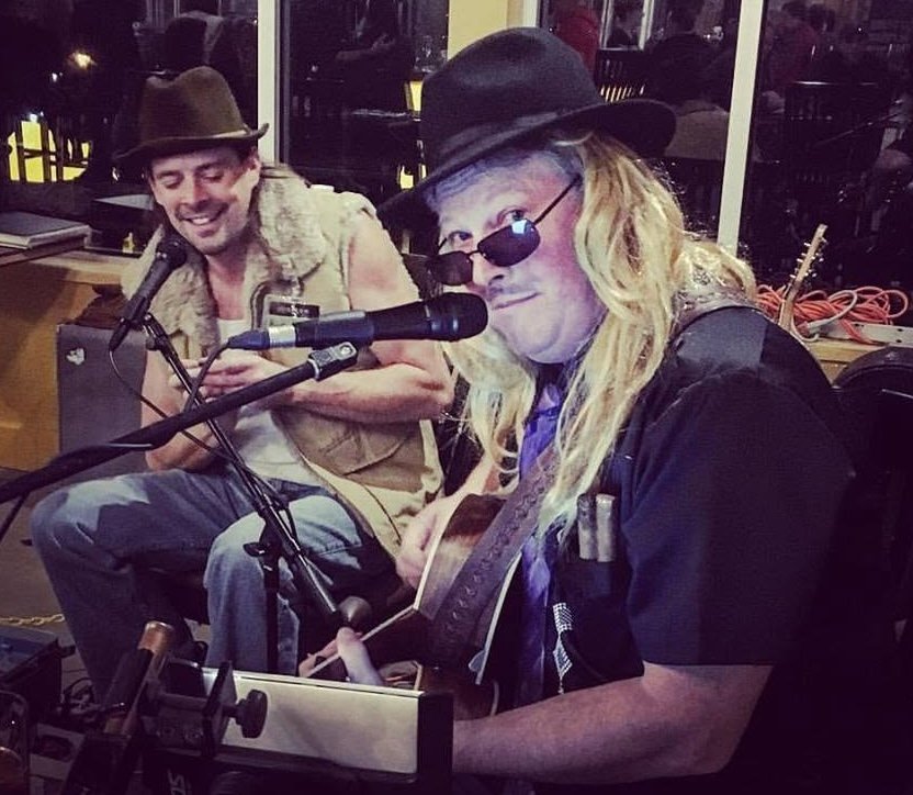 2 Horse Johnson: Halloween pregame!