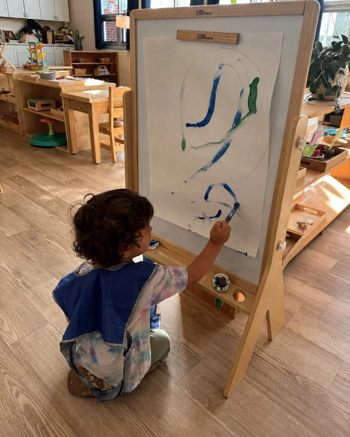 04-easel-painting.jpg