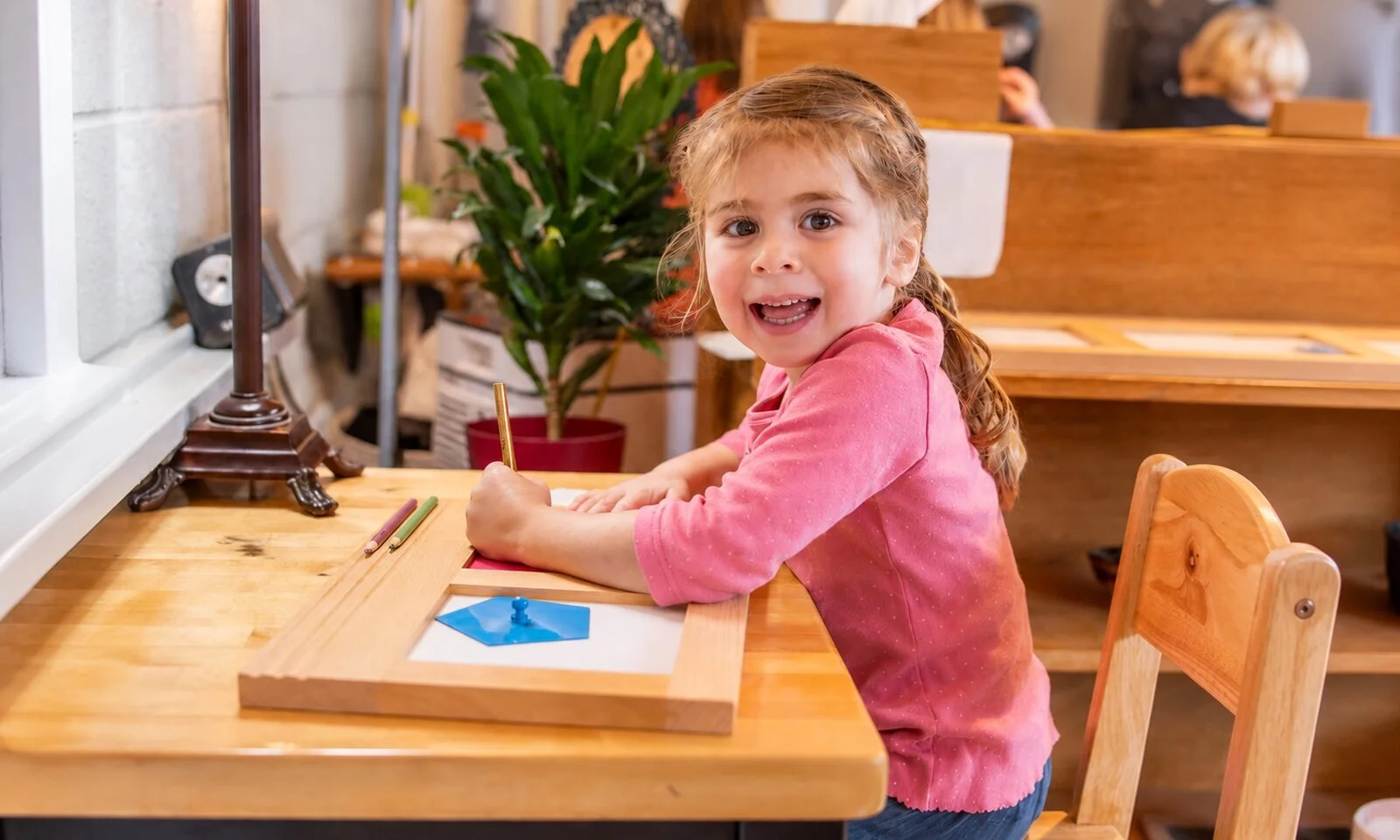 04-table-work.jpg