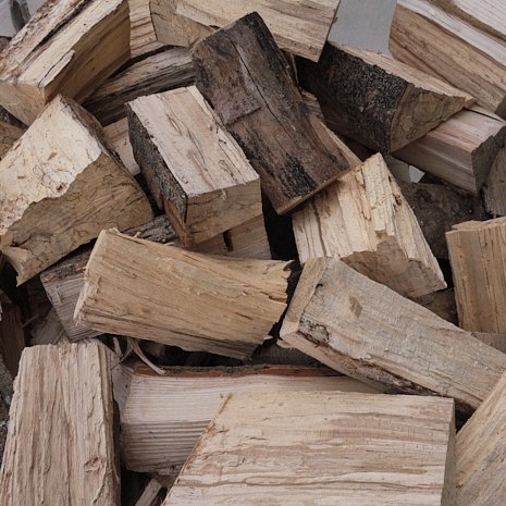 Seasoned hardwood logs