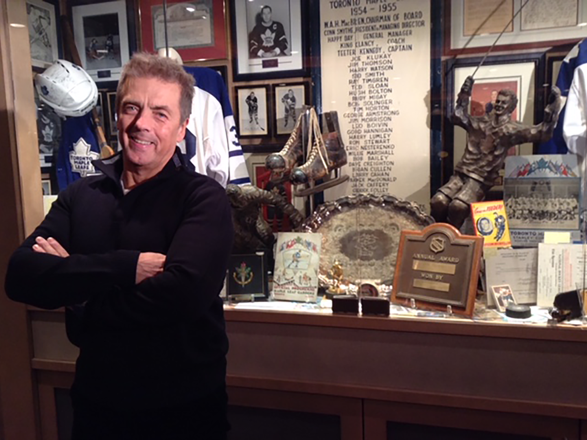 Toronto Maple Leafs® Home Decor & Memorabilia – Ultimate Hockey Fans
