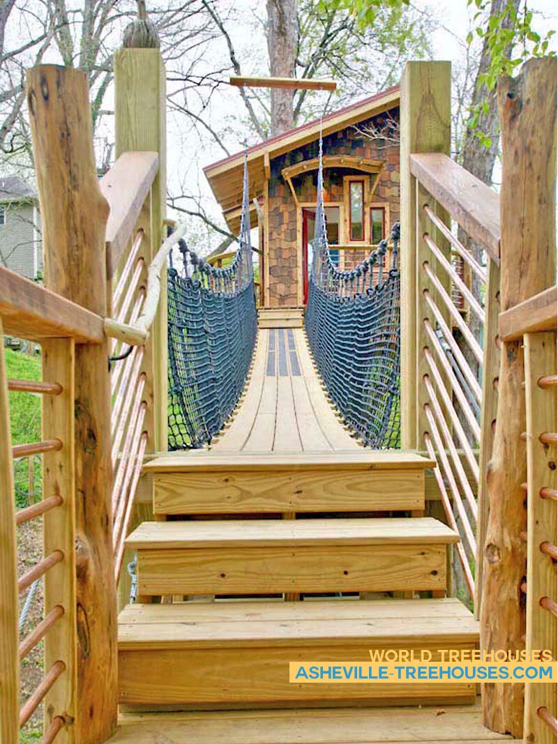 Western NC tree house builder: Downtown Treehouse: Cross the bridge to a different world!