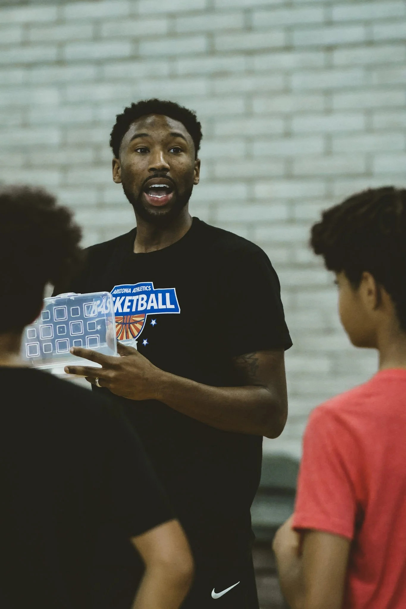 COACH ELIJAH KNOX BASKTBALL YOUTH TRAINING ARCADIA SPORTS CENTRAL SCOTTSDALE PARADISE VALLEY PHOENIX.JPG