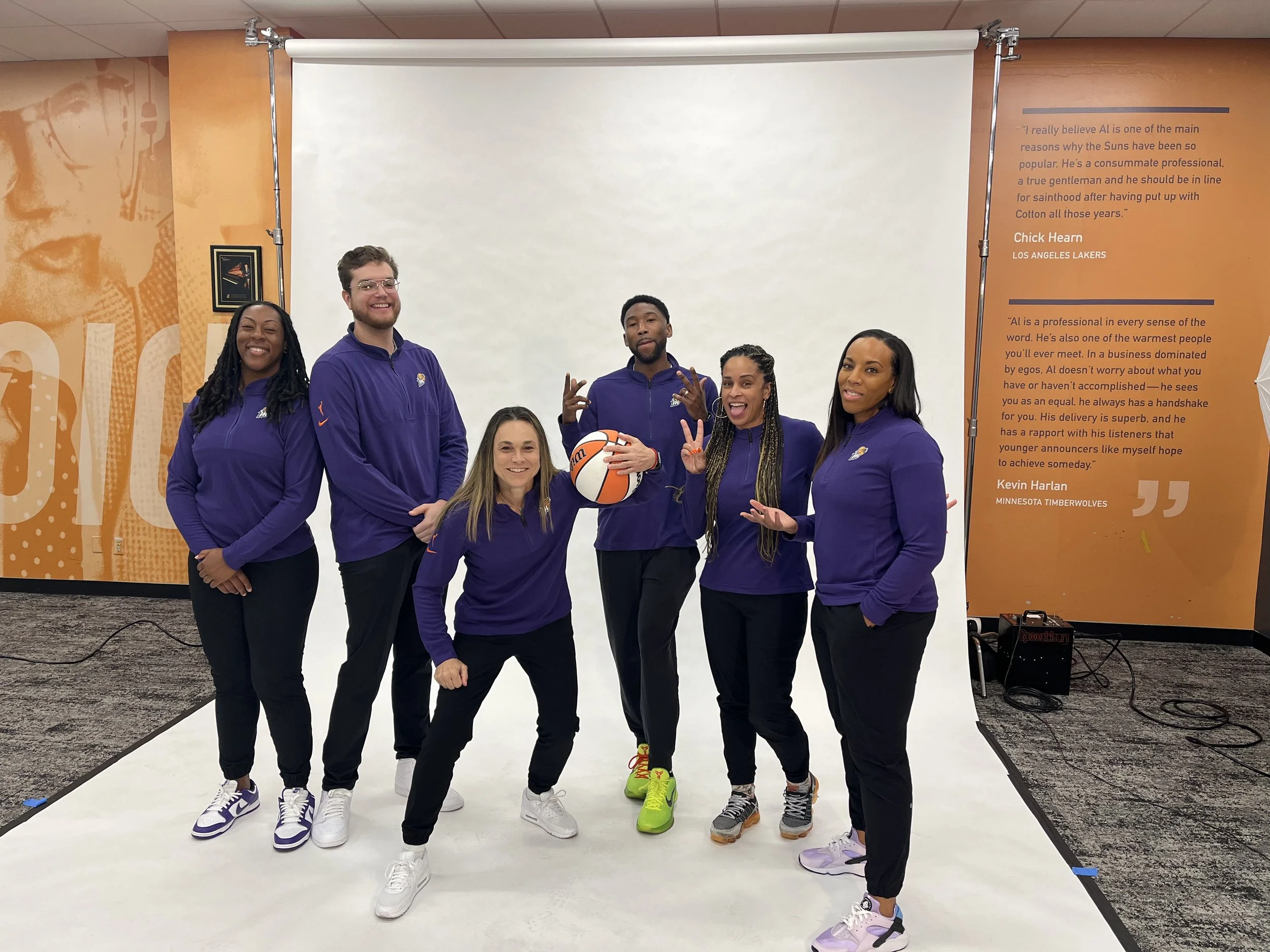 COACH ELIJAH KNOX BASKETBALL YOUTH TRAINING WNBA PHOENIX MERCURY JR SUNS JR MERCURY SCOTTSDALE PARADISE VALLEY PHOENIX.JPEG