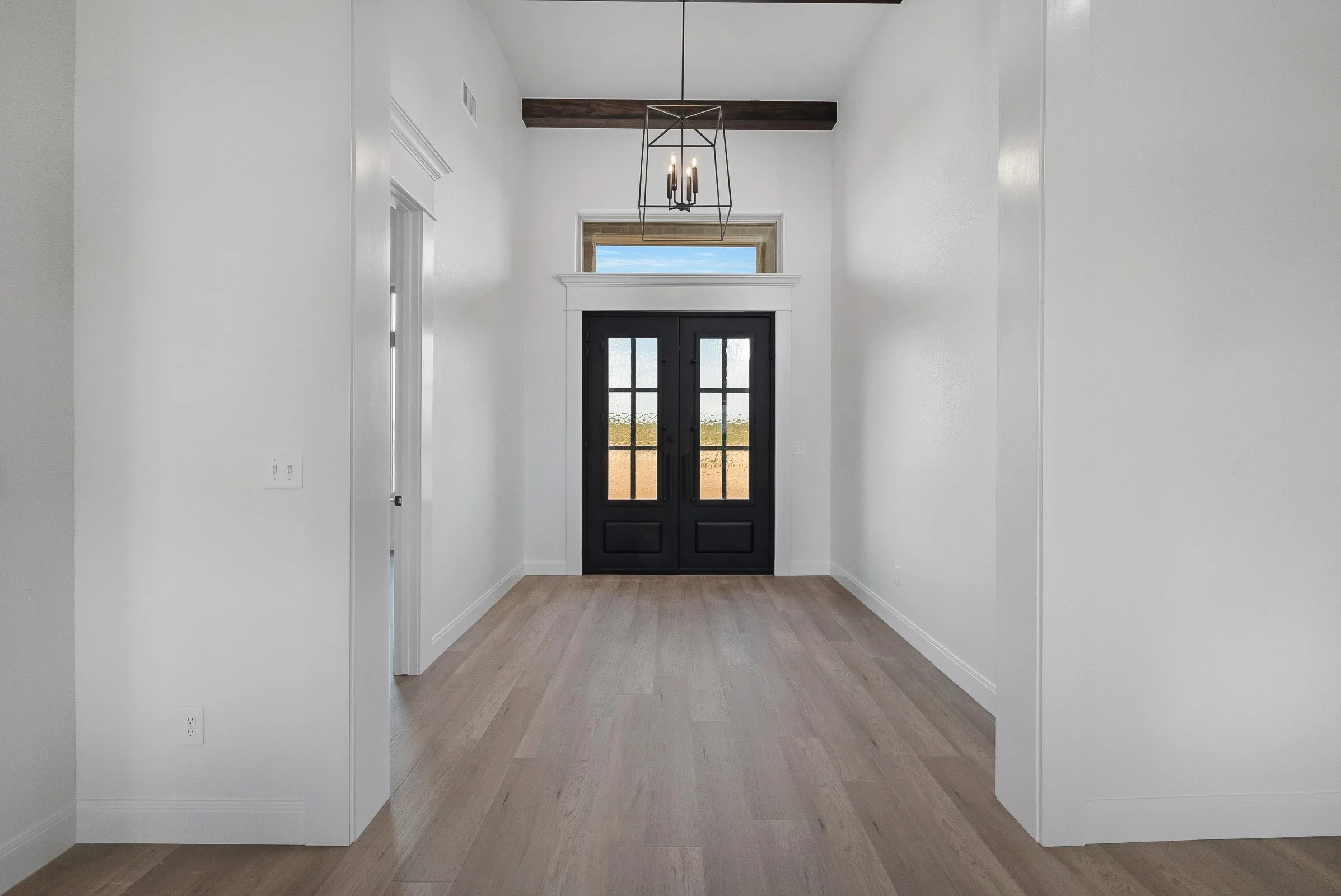 04-Foyer.jpg