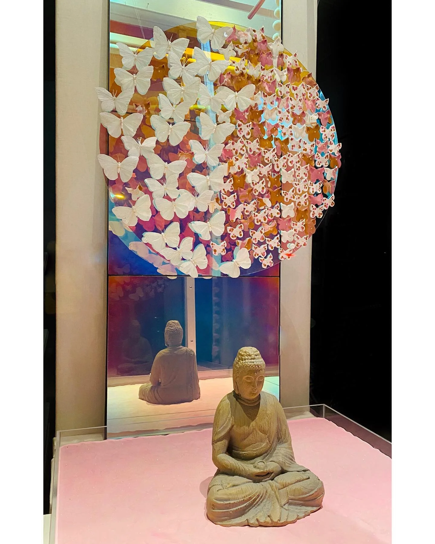 Let me help you create a space to manifest your desires! 

#LEOInteriors #denverdesigners #denverinteriordesign #designer #forgloir #denverdesign #interiordesign #coloradodesign #meditationspaces #reflection #createyourownmagic #balance #serenity #de