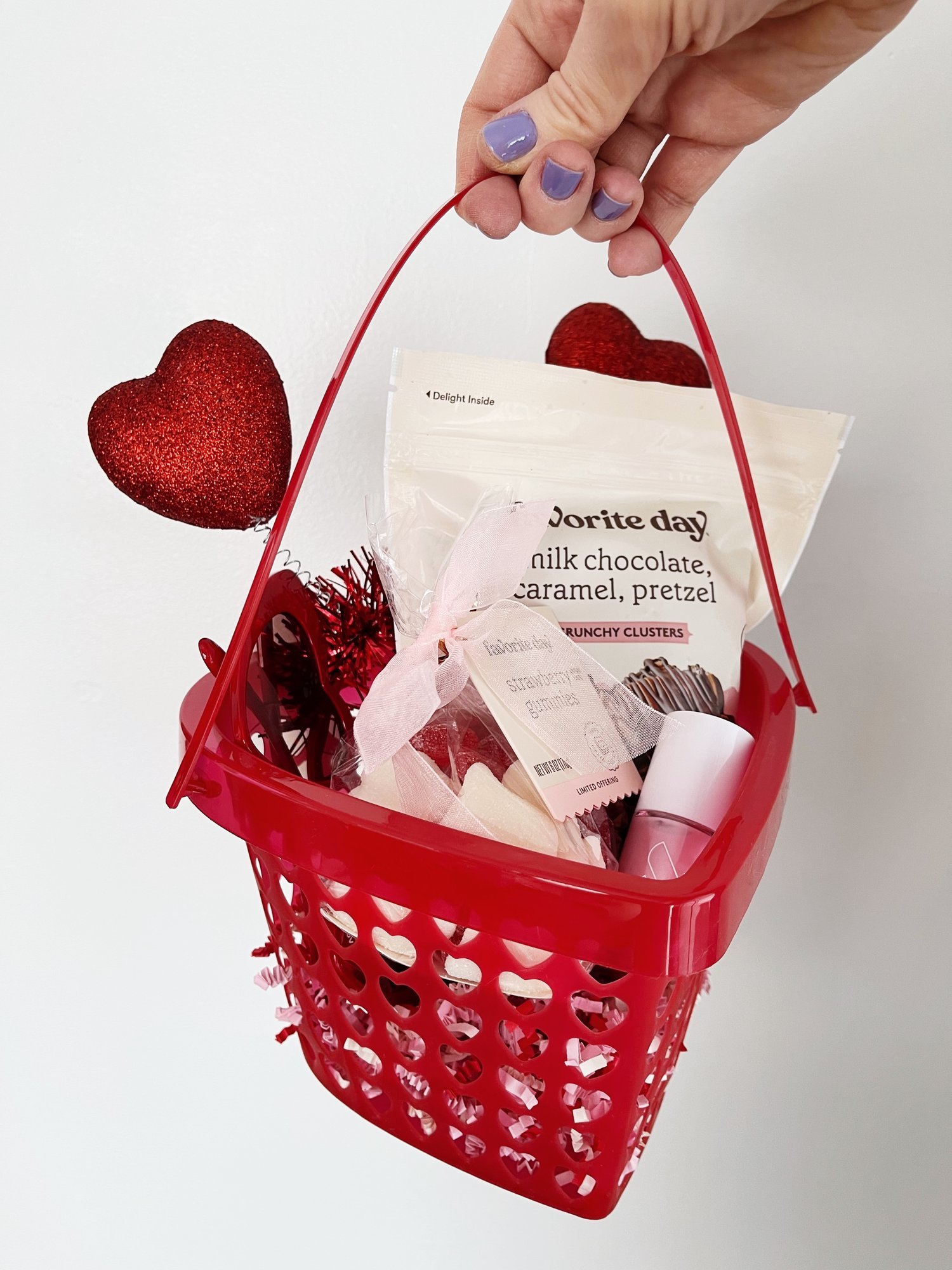 VALENTINE'S GIFT BASKETS