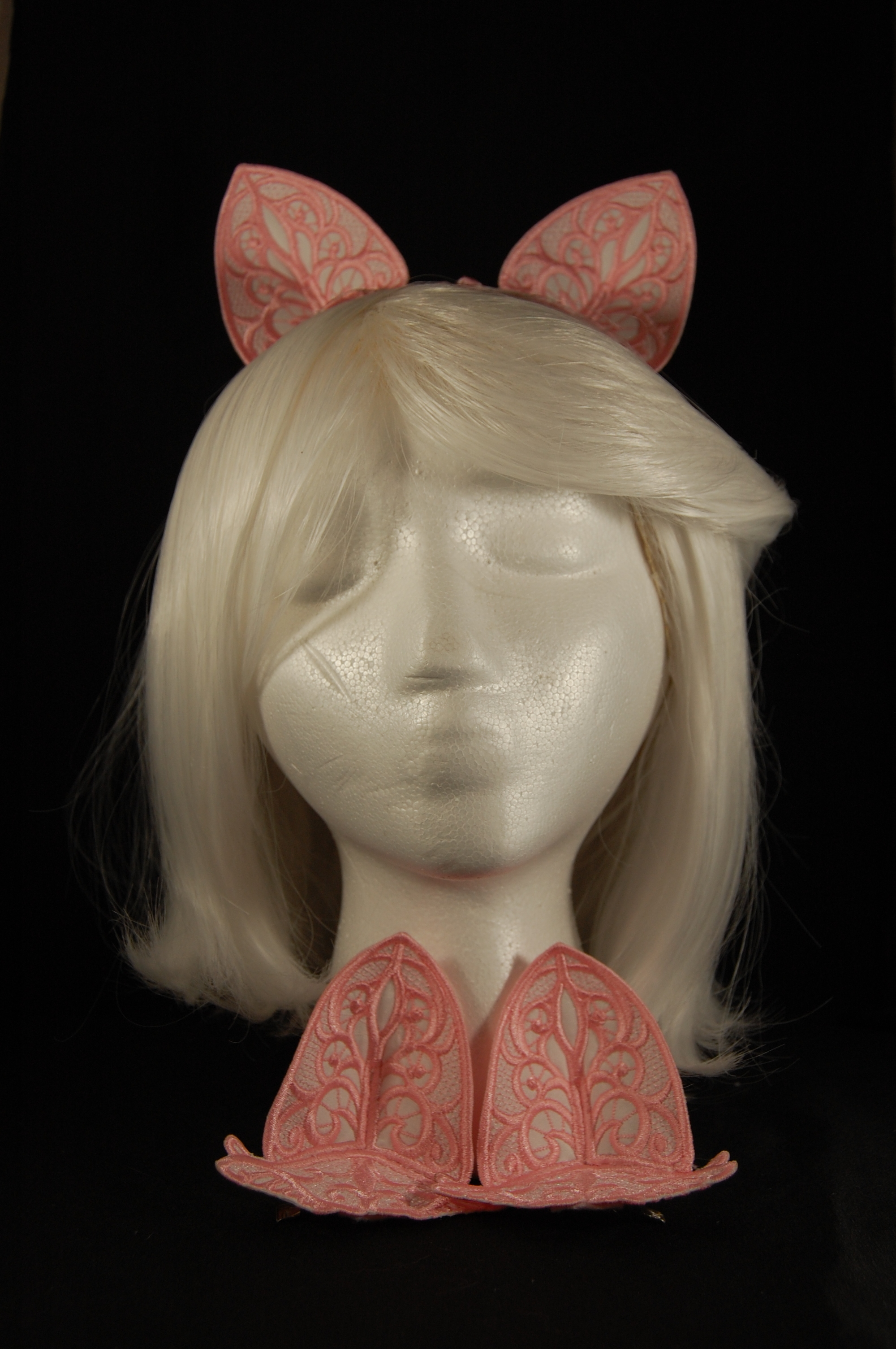 Lace Ears - Light Pink Thread on White Fabric