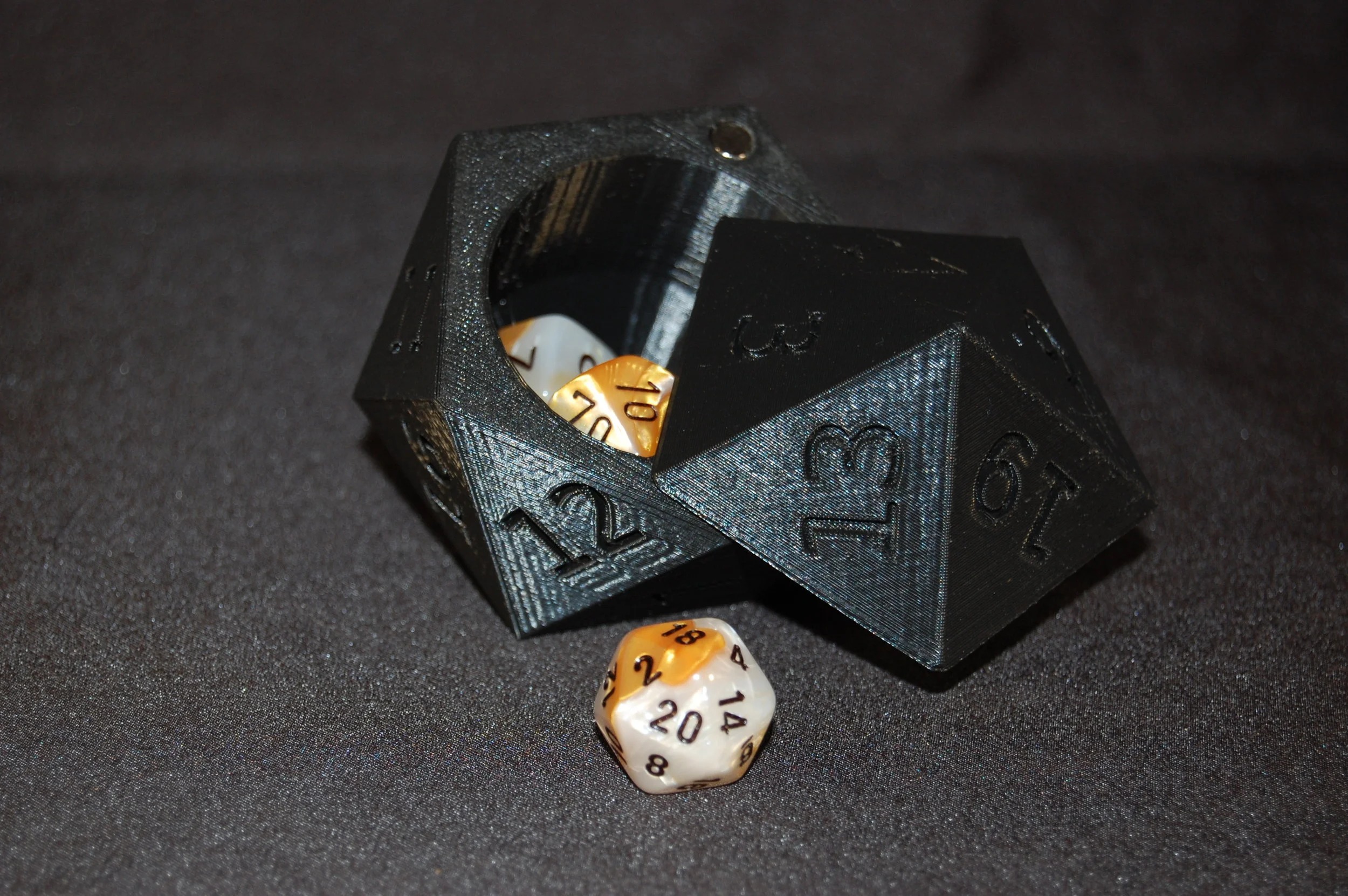 D20 Dice Box - Black