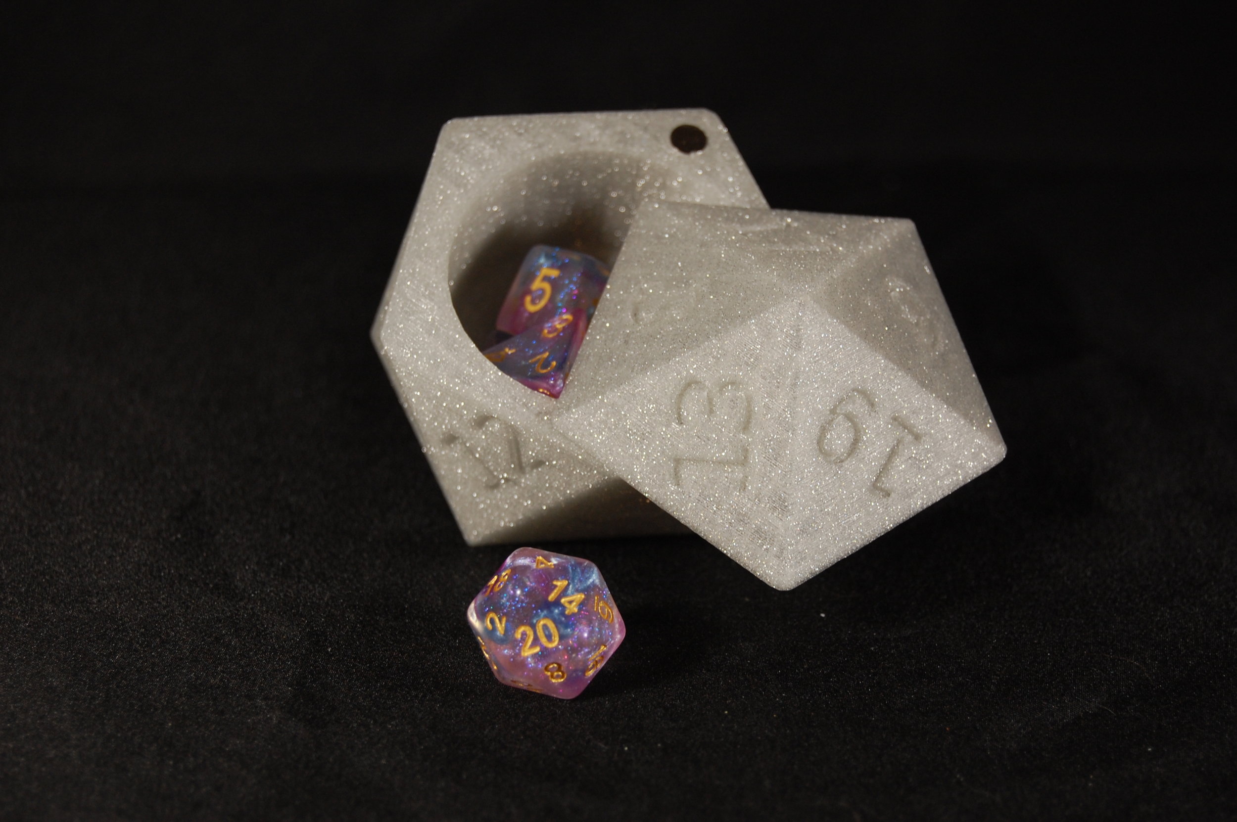 D20 Dice Box - Silver Glitter
