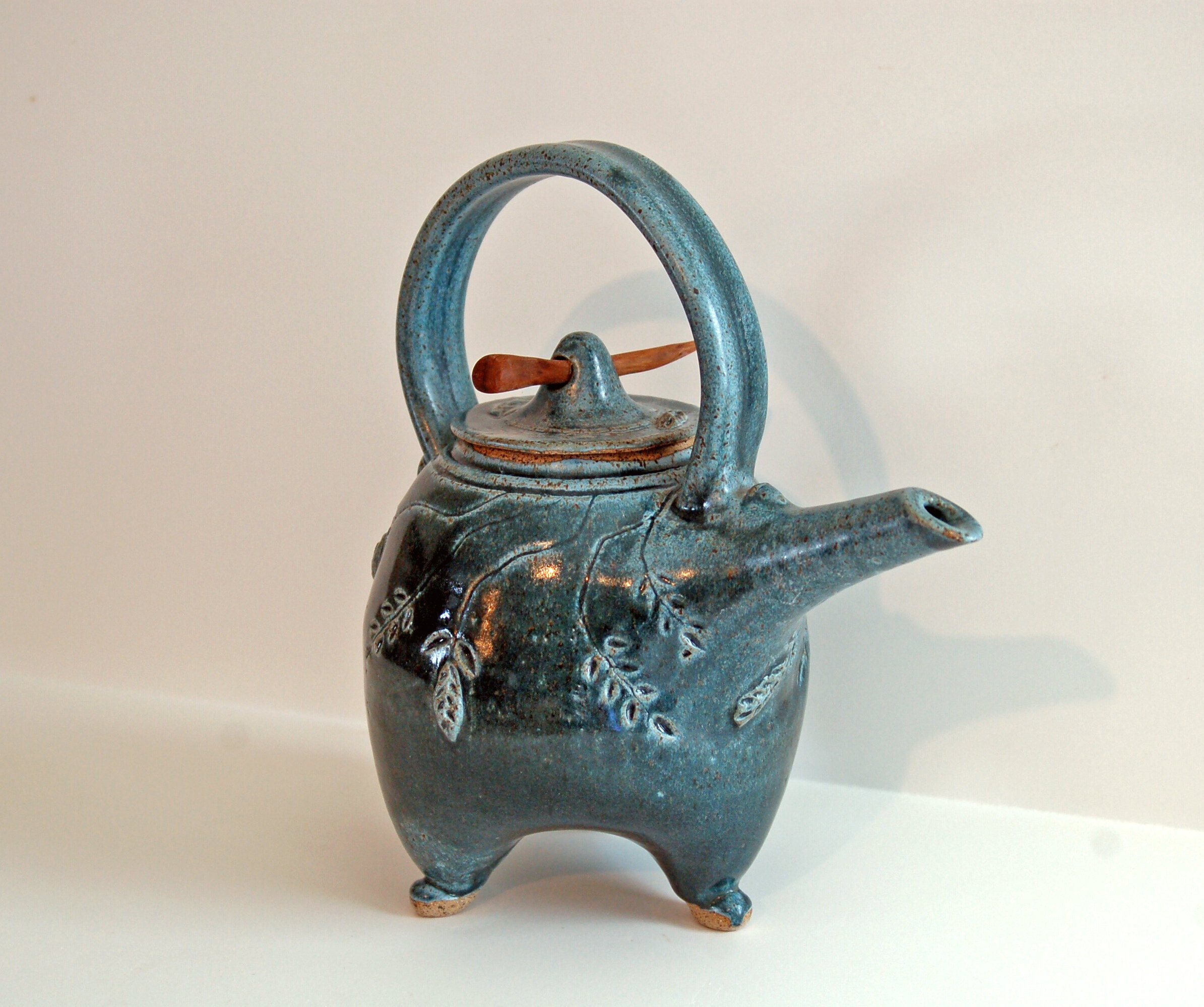 Custom Made Teapot Handcrafted by Michael Gibbons of Nutfield Pottery, Derry, New Hampshire USA