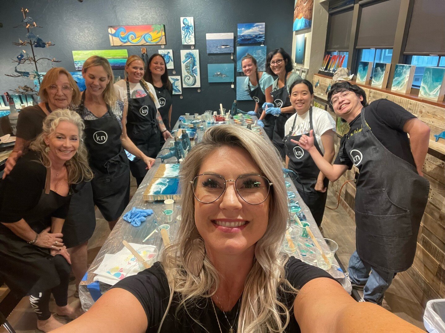 Want to stay in the cool air conditioning this weekend but still do something fun? Bring the beach to you by creating your own ocean landscape with epoxy resin artist Holly Weber (@Holly_Weber_Art). Sip+Spill for a great summer activity, away from th