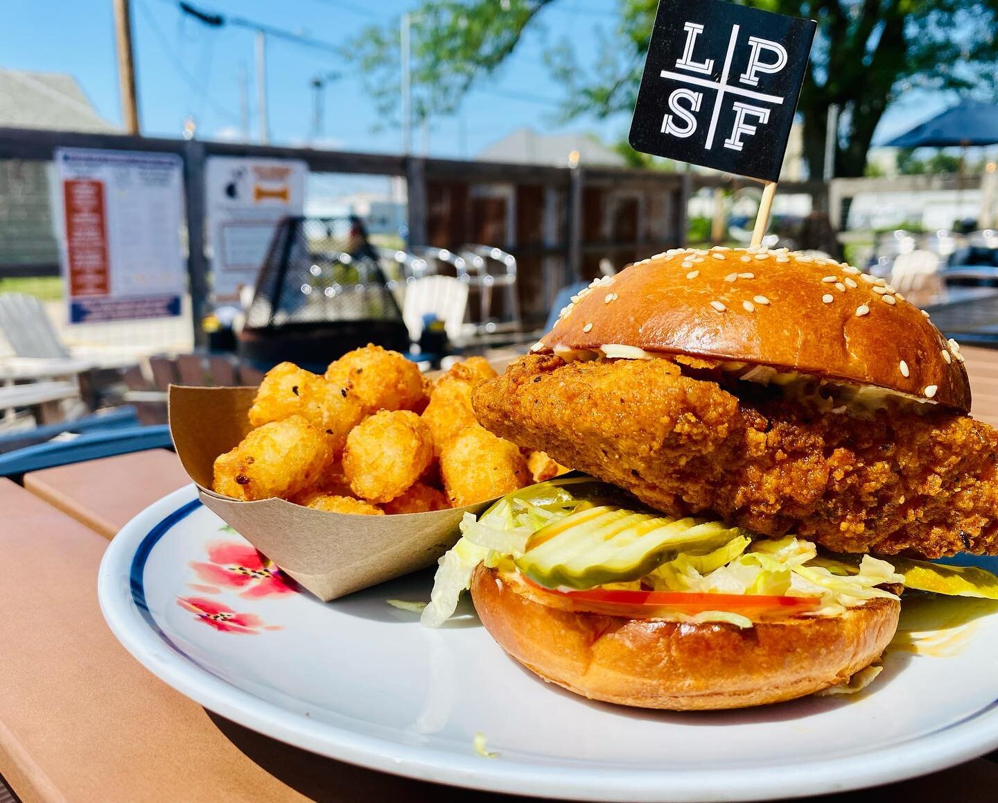 It&rsquo;s a beautiful day for a fried chicken sandwich 🤤🐓
Only available Mondays at LPSF 

#friedchicken #mondayspecial #welovefood