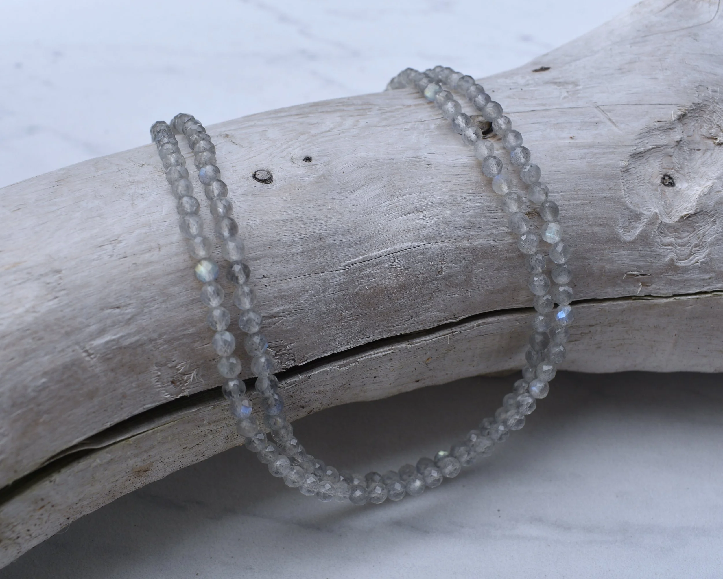 Dainty Labradorite Necklace