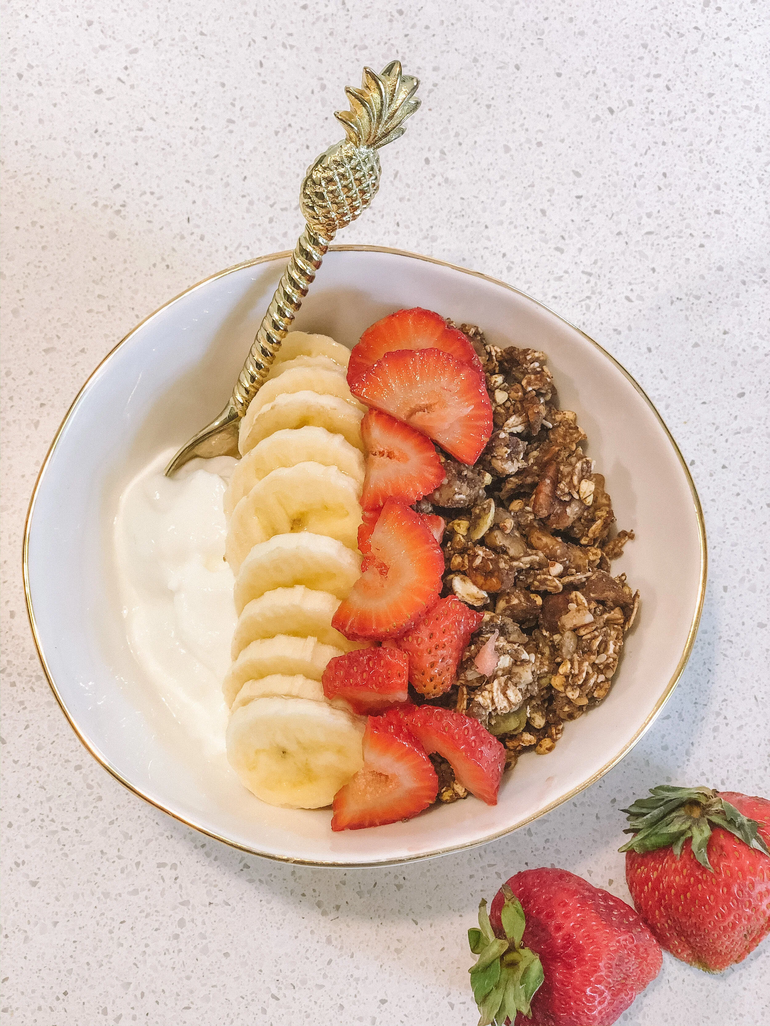 Choc-Banana Protein Granola